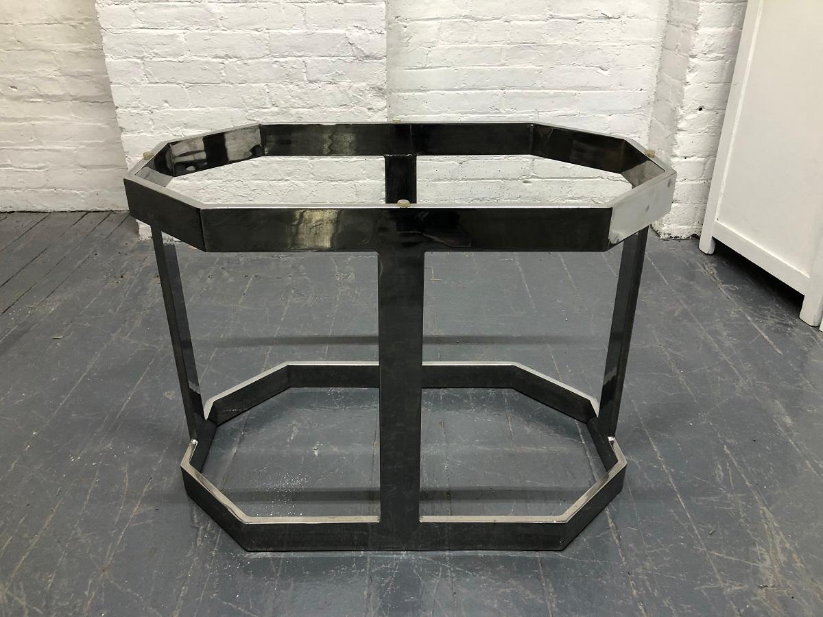 Pair of Chrome and Carrara Marble Octagonal Top Tables In Good Condition For Sale In New York, NY