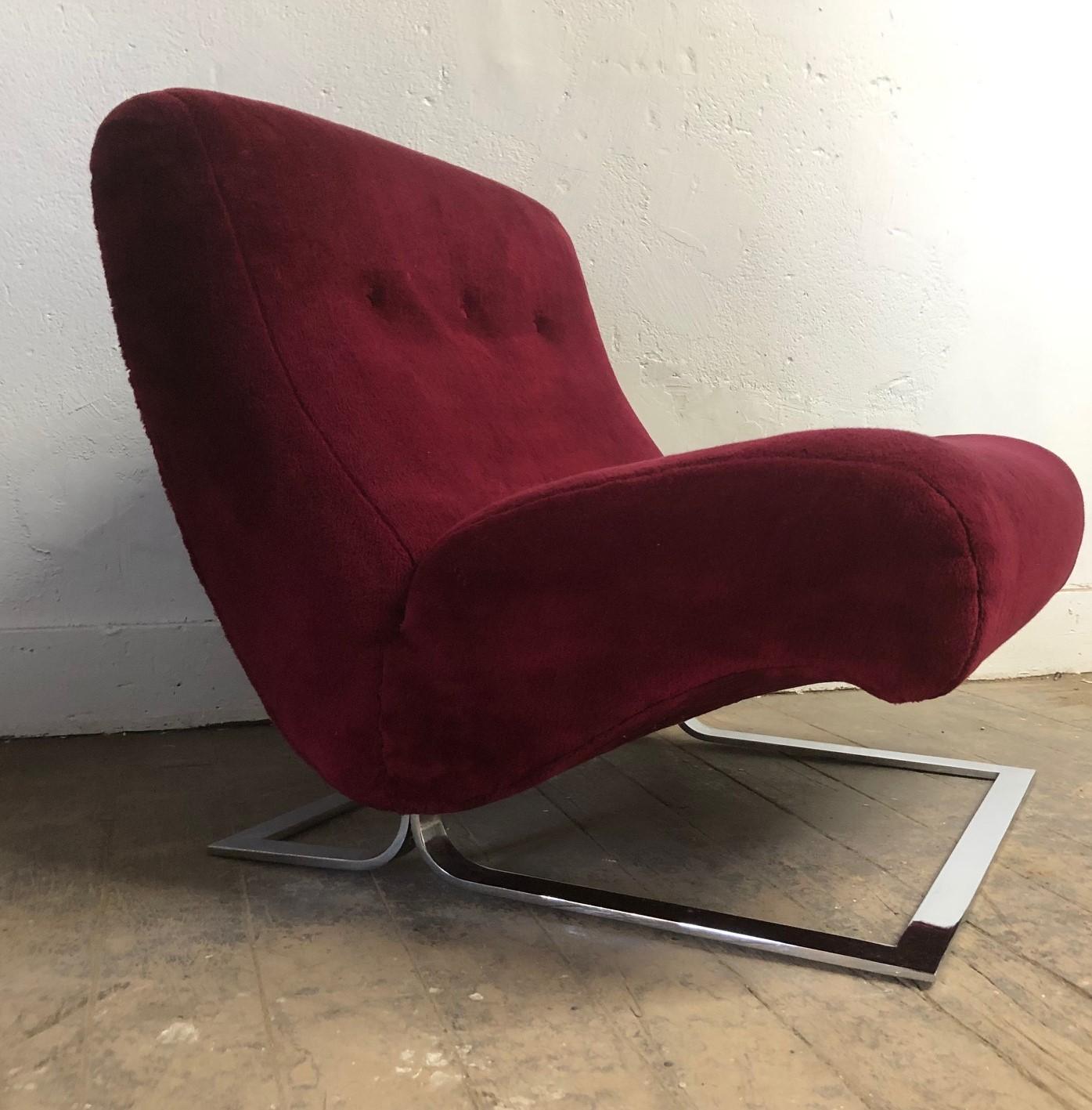 Mid-Century Modern Pair of Chrome Lounge Chairs Style of Milo Baughman