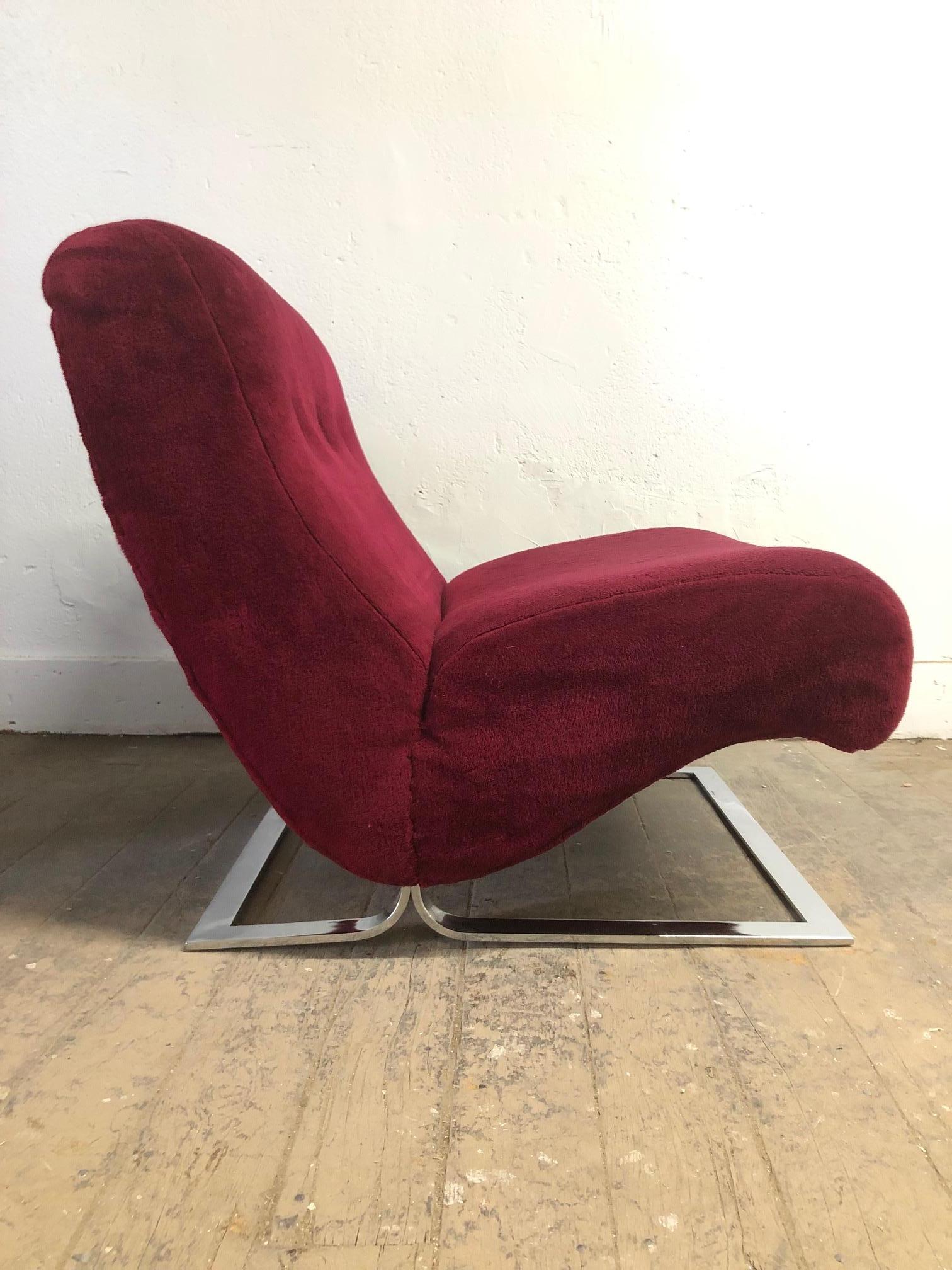 Pair of Chrome Lounge Chairs Style of Milo Baughman In Good Condition In New York, NY