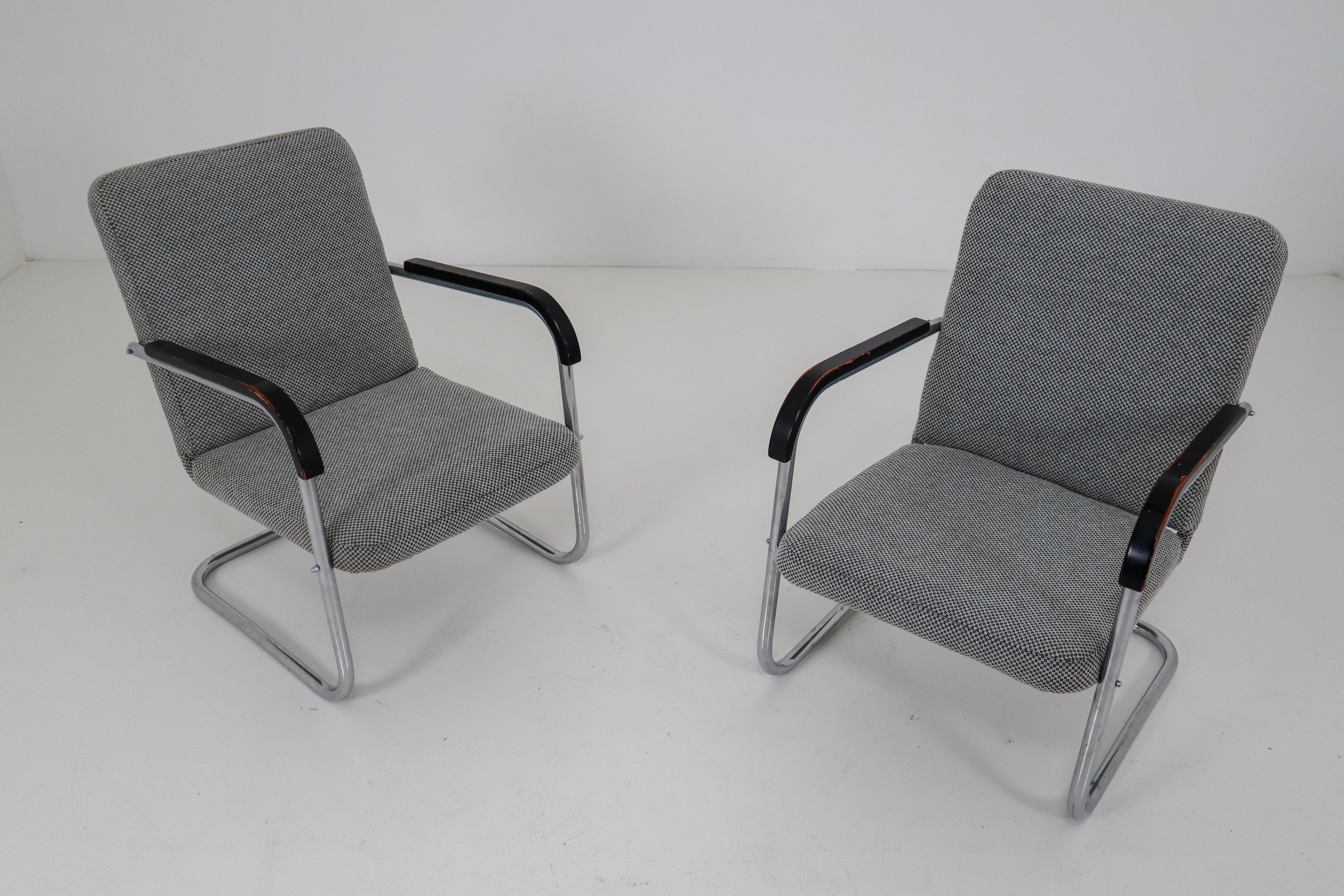 German Pair of Chrome Steel Armchairs by Thonet circa 1930s Midcentury Bauhaus Period