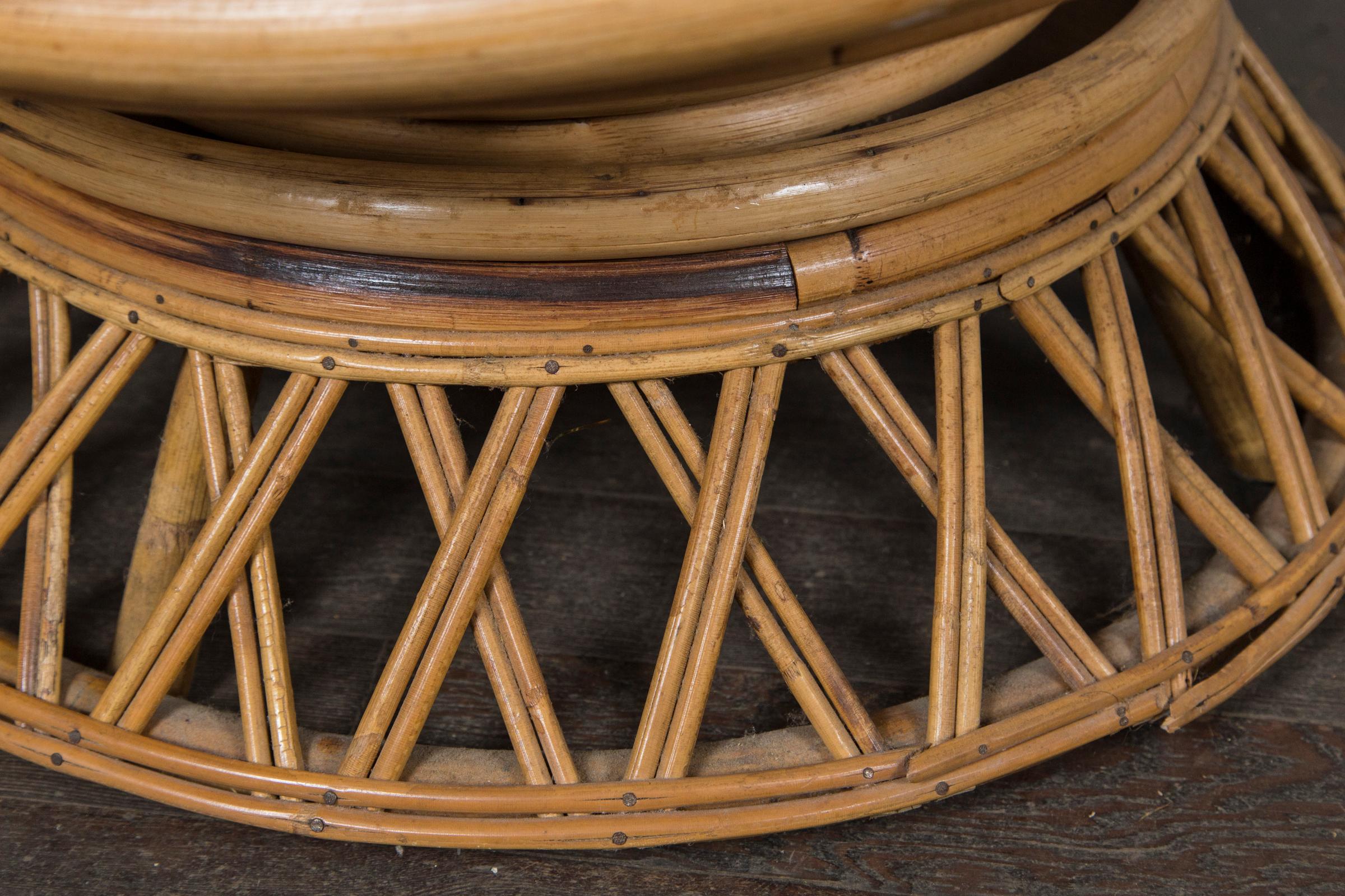 wicker saucer chair