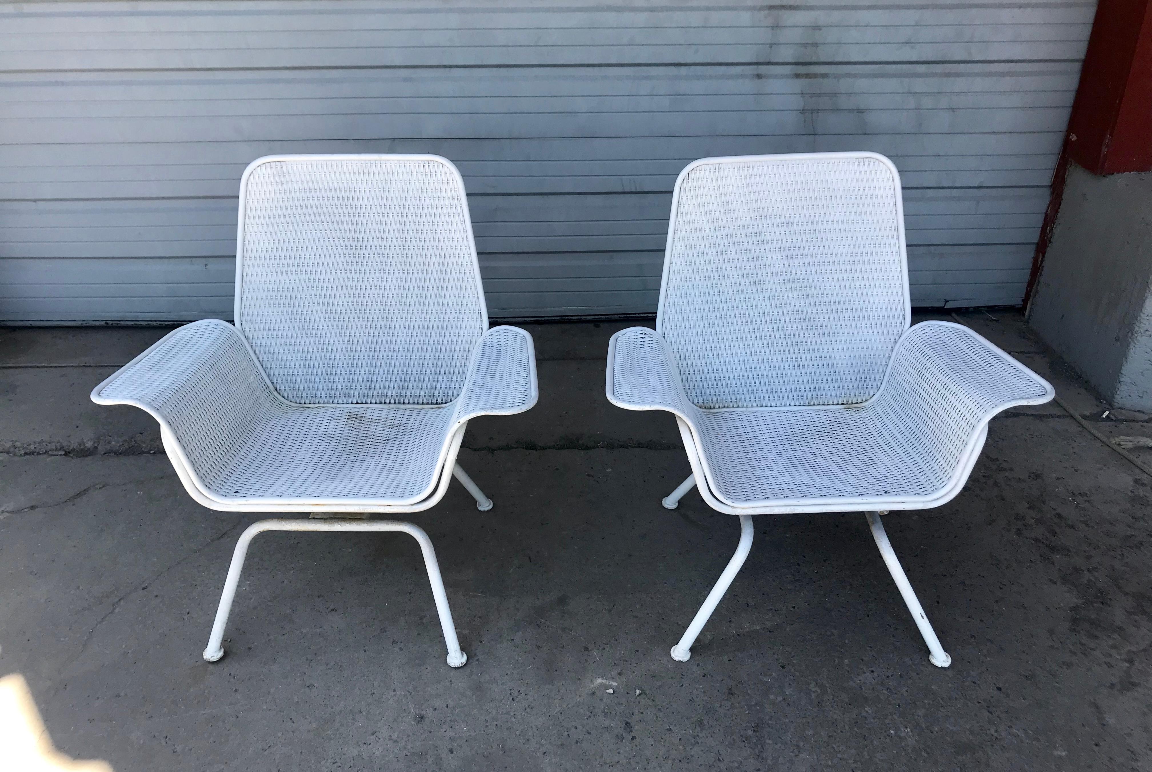 Pair of Mid-Century Modern Wicker and Metal Outdoor Lounge Chairs, Woodard In Good Condition In Buffalo, NY