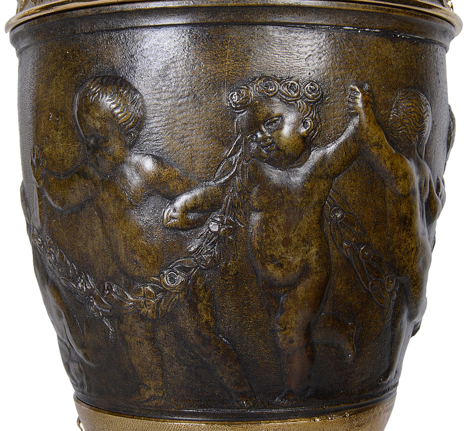Pair of Classical Bronze Vases / Lamps For Sale 5