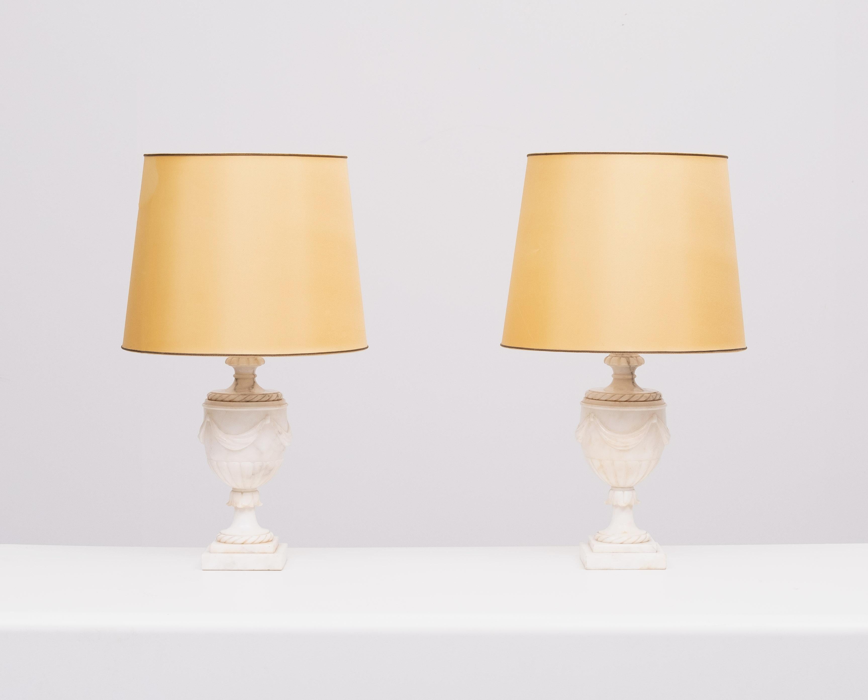 pair Classical Greek  Alabaster Table lamps  1950s Italy For Sale 2