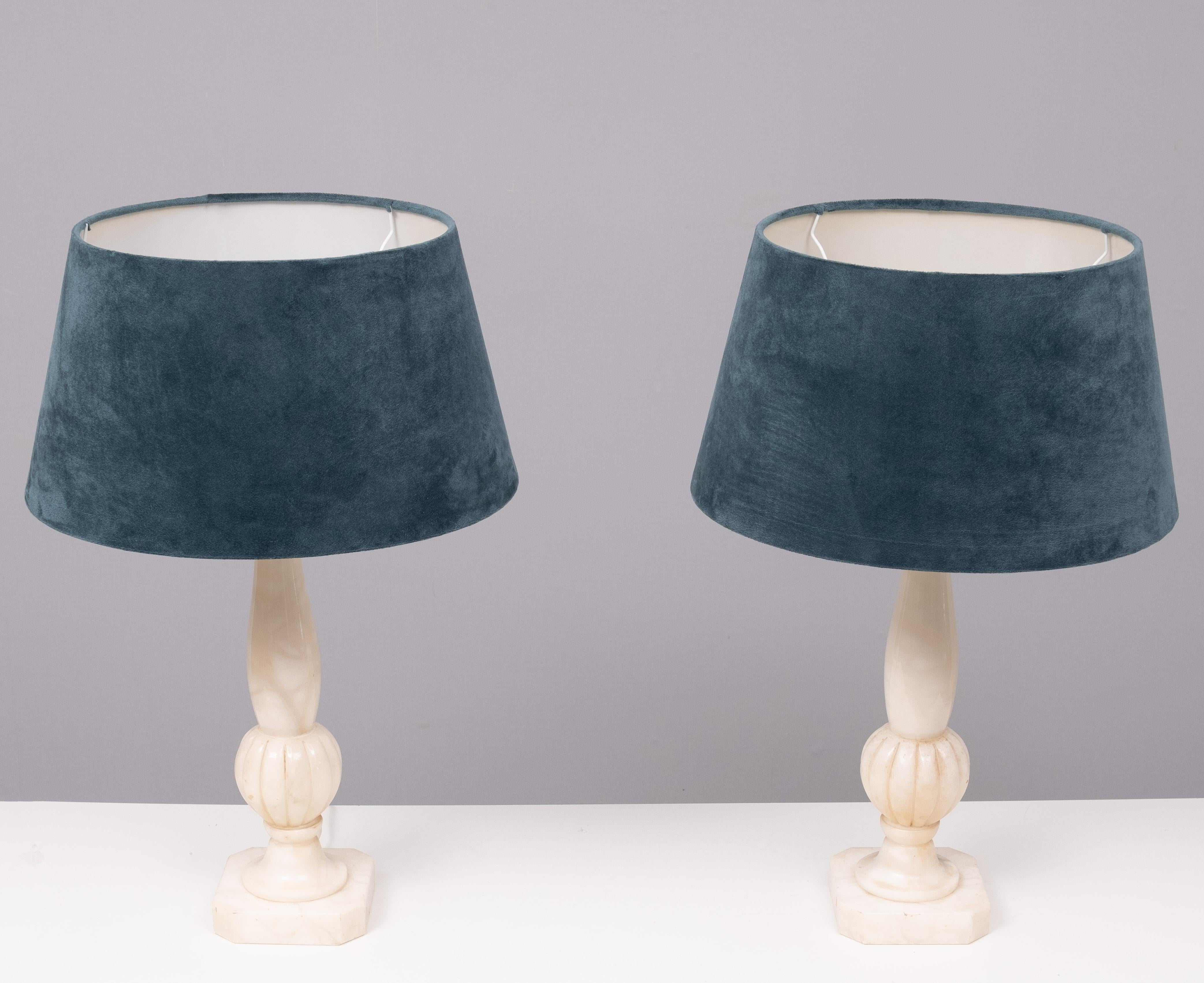 French Pair Classical Greek Alabaster table lamps  1970s  For Sale