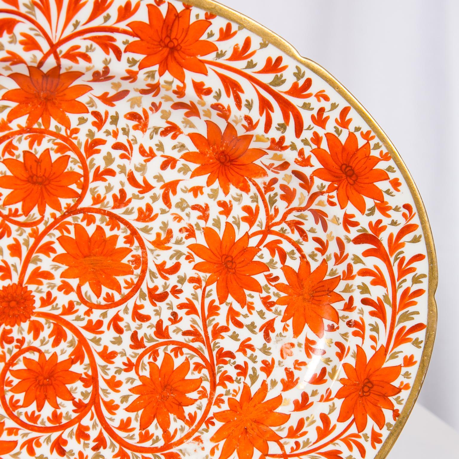 Porcelain Pair of Coalport Chrysanthemum Pattern Platters Early 19th Century circa 1810