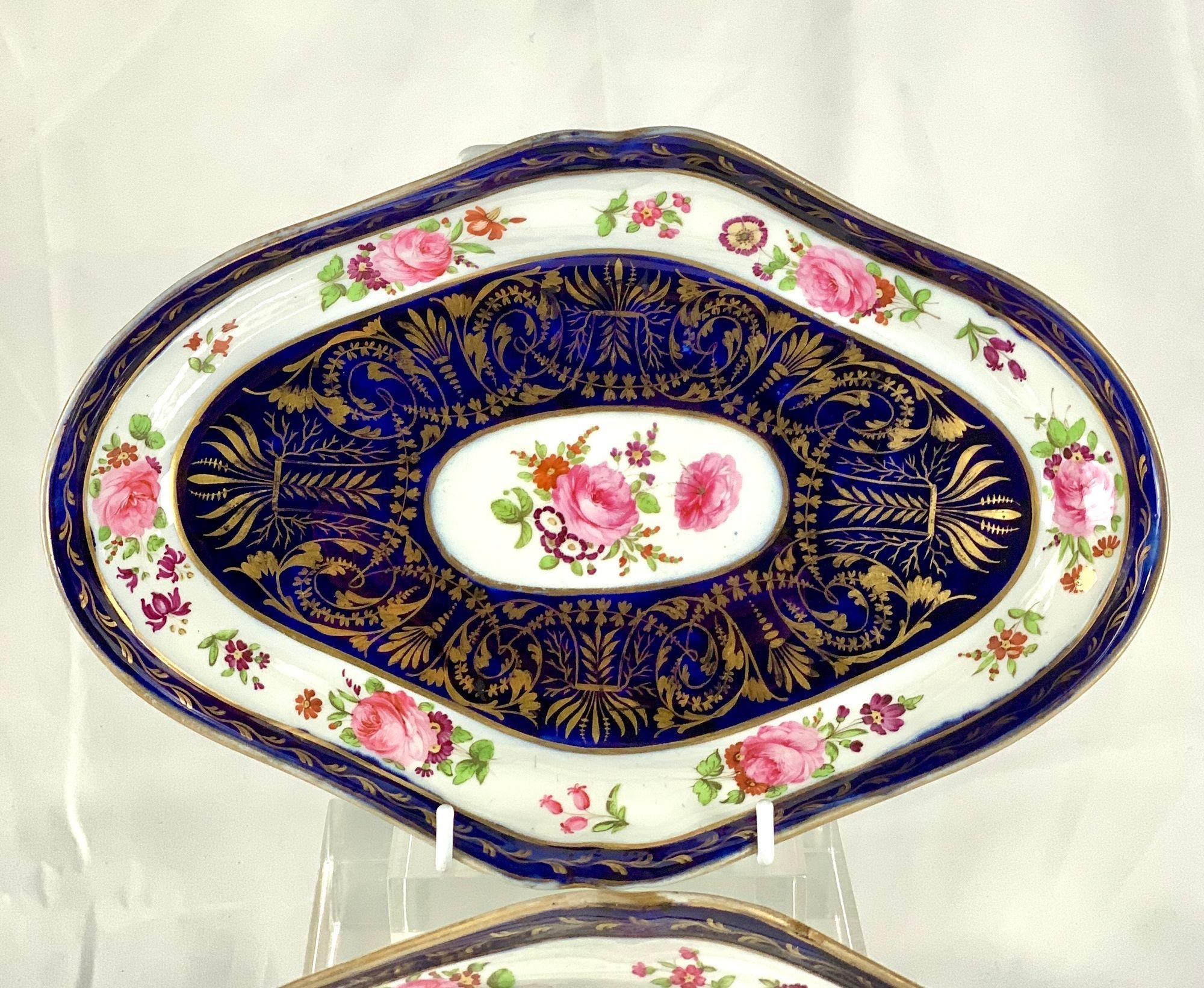 Pair Coalport Cobalt Blue Gilded Dishes Hand Painted with Roses England C-1820 For Sale 2