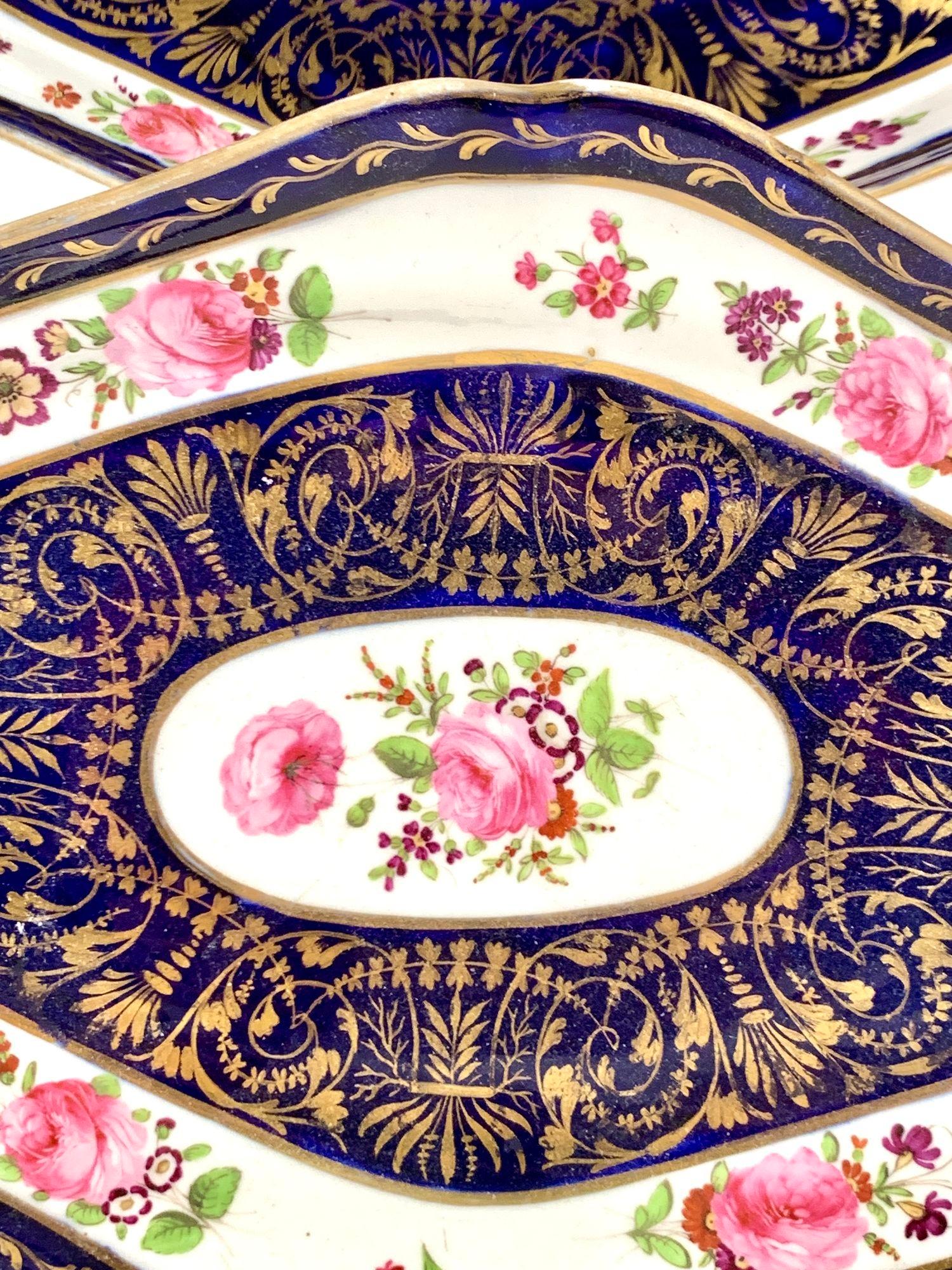 Pair Coalport Cobalt Blue Gilded Dishes Hand Painted with Roses England C-1820 For Sale 3