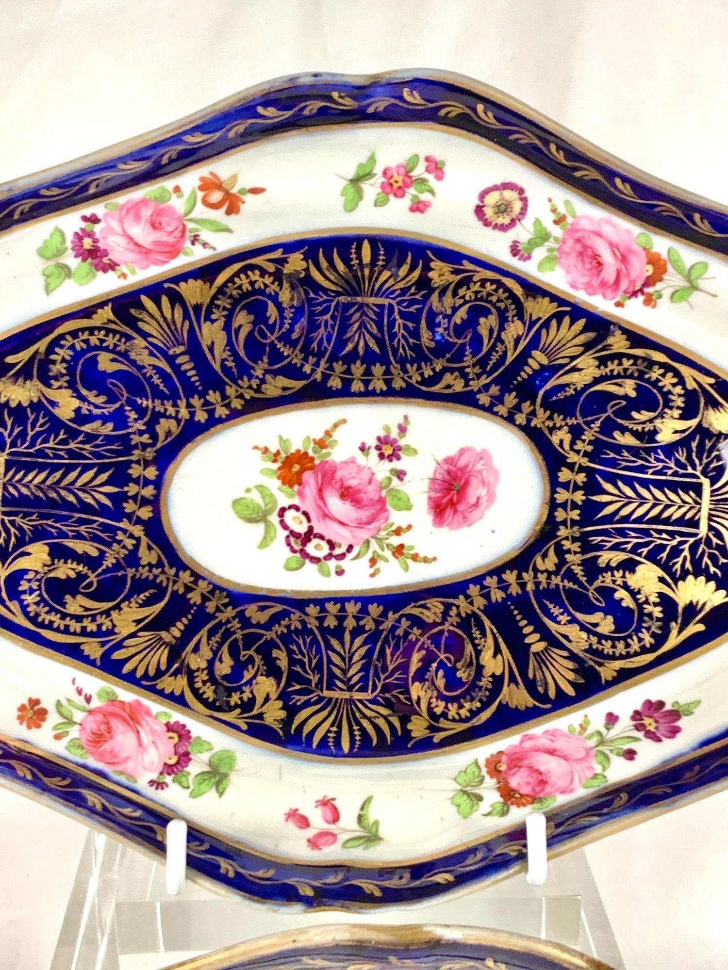 Pair Coalport Cobalt Blue Gilded Dishes Hand Painted with Roses England C-1820 For Sale 4