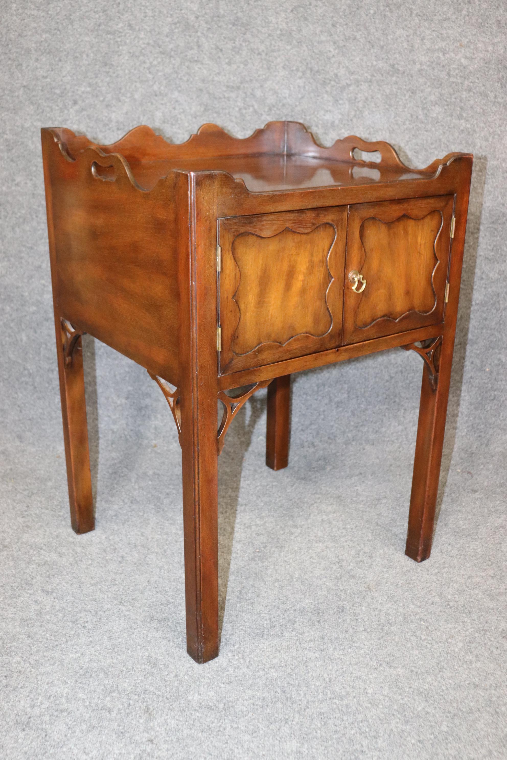 Pair Colonial Williamsburg Kittinger Chippendale Style Nightstands circa 1960 1