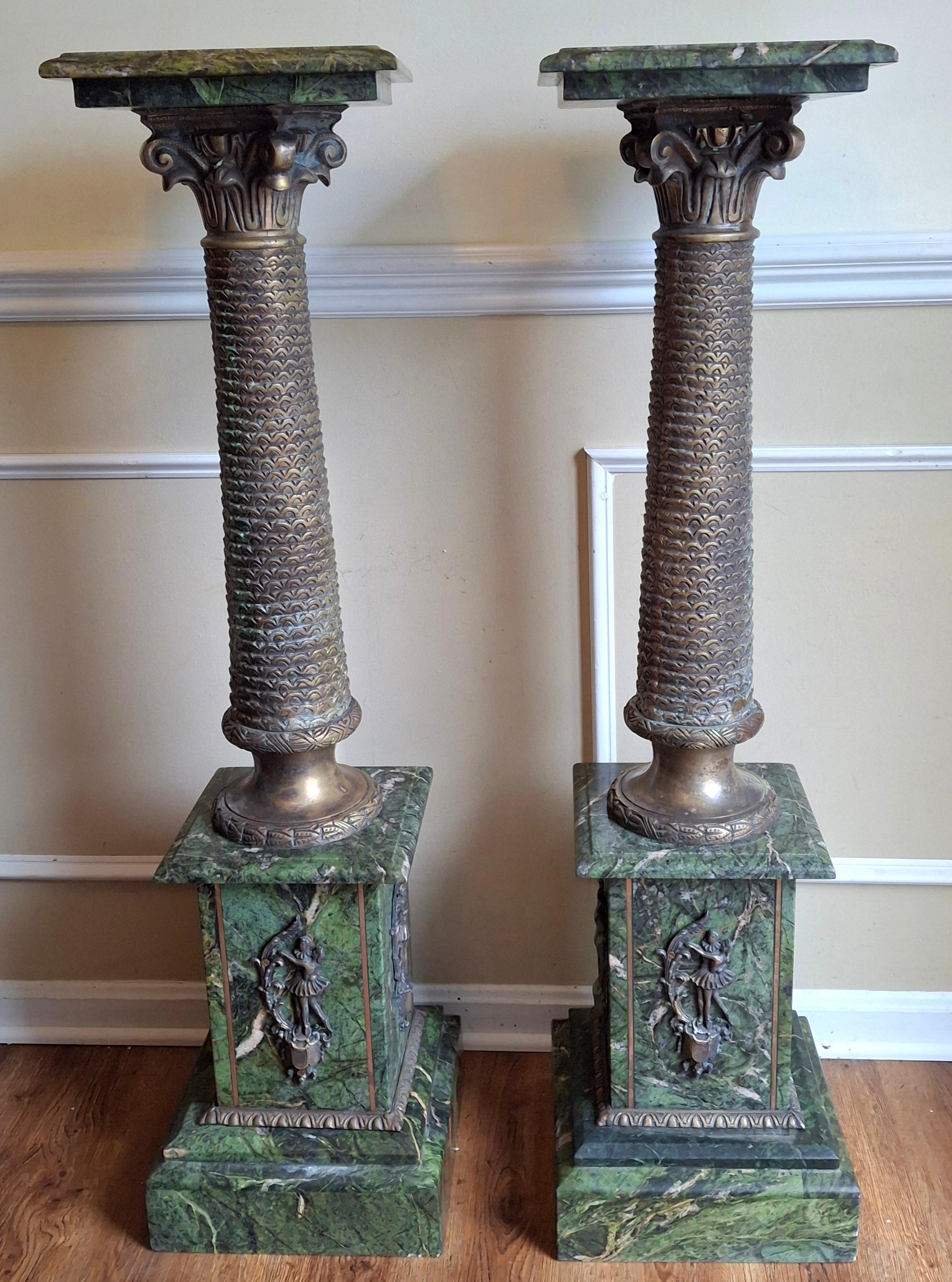 Pair Continental Gilt Bronze and Variegated Green Marble Corinthian Pedestals In Good Condition For Sale In Germantown, MD