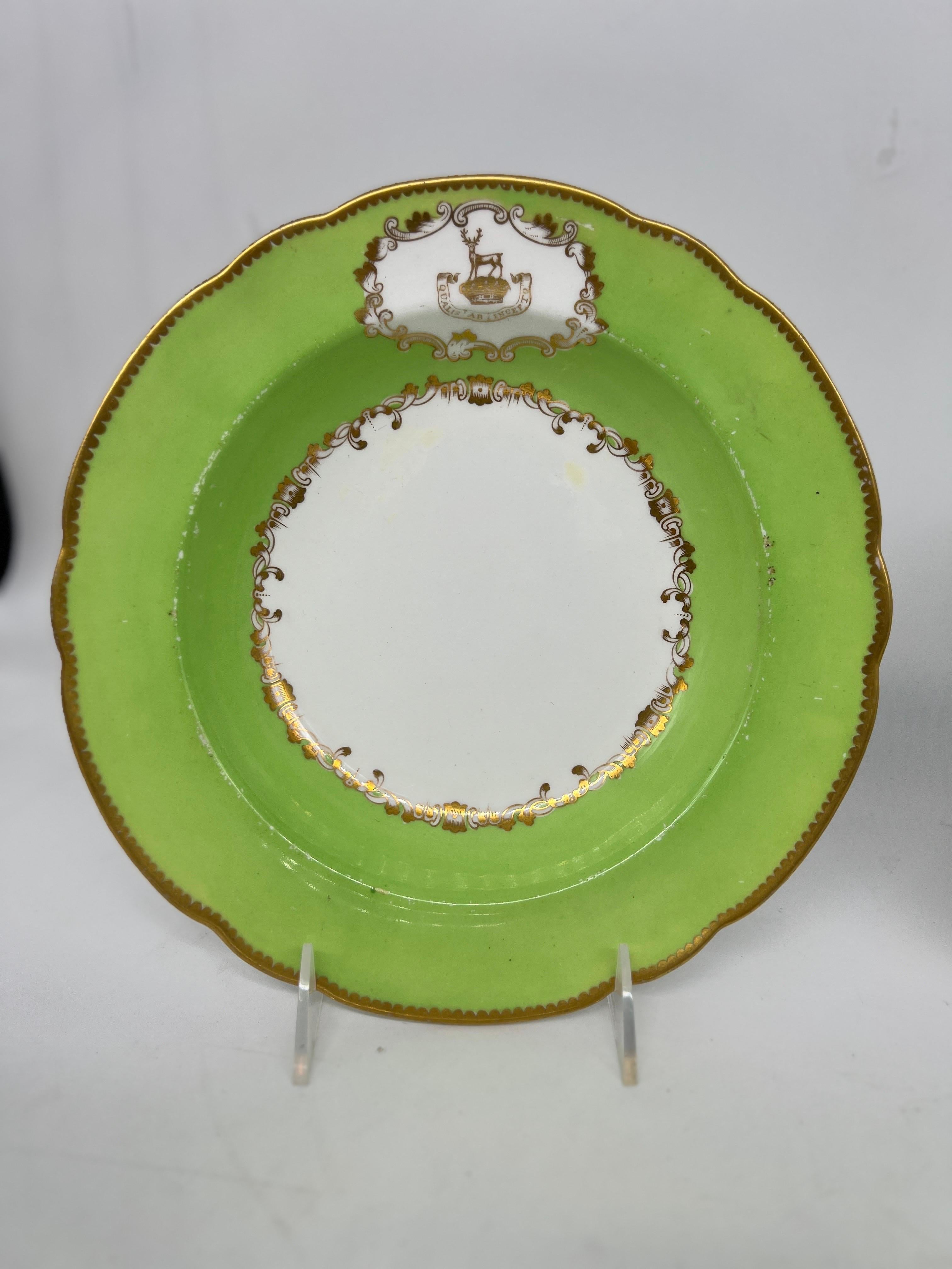 English Pair, Copeland & Garrett Ripon Family Armorial Porcelain Soup Bowls C. 1833-1847 For Sale