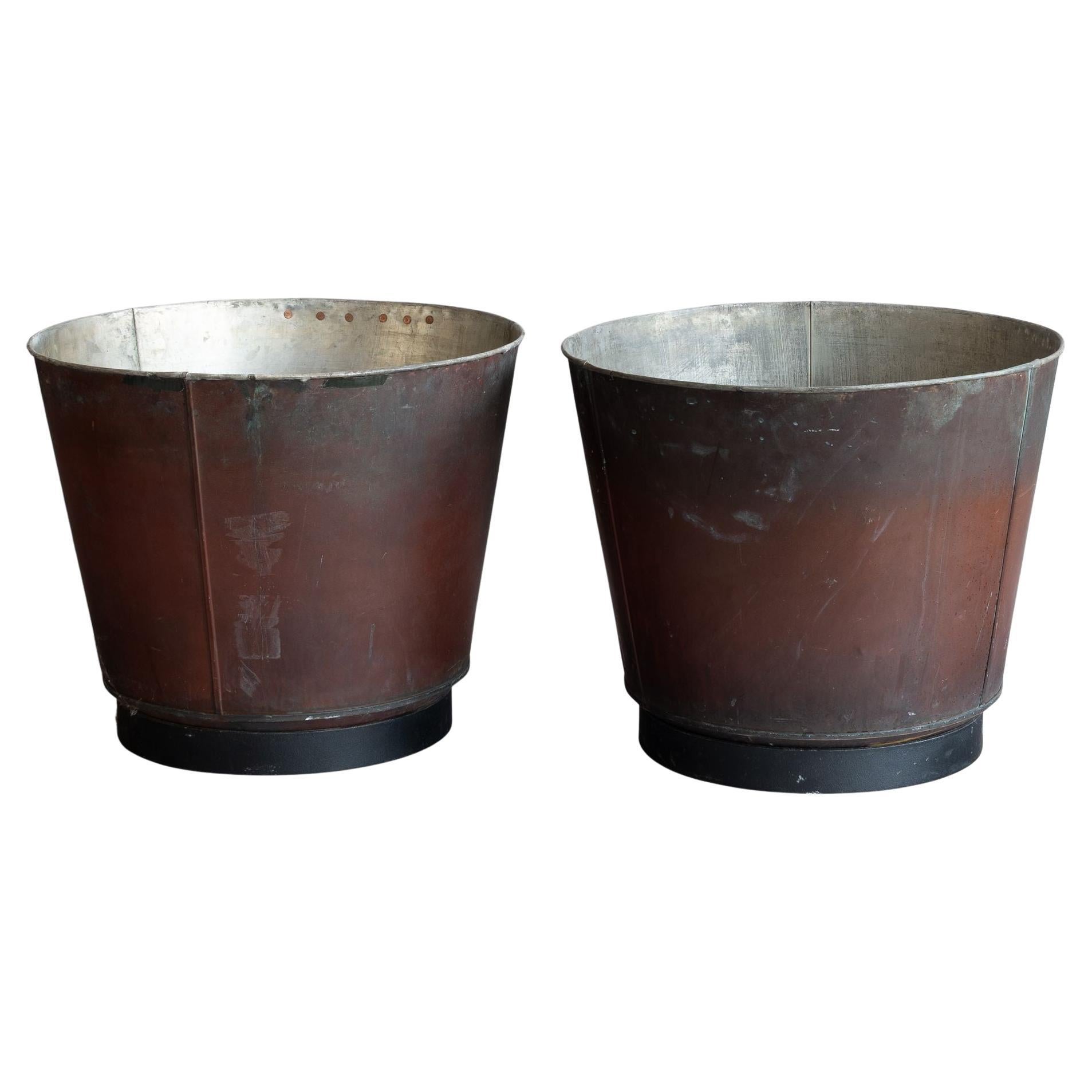 Coppia di secchi di rame