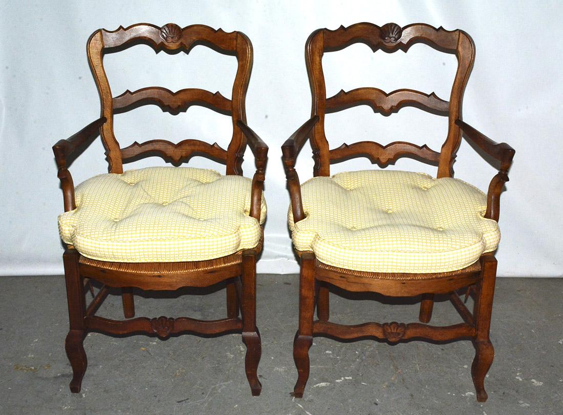 Pair of Country Louis XV Style Ladder Back Armchairs In Good Condition In Sheffield, MA
