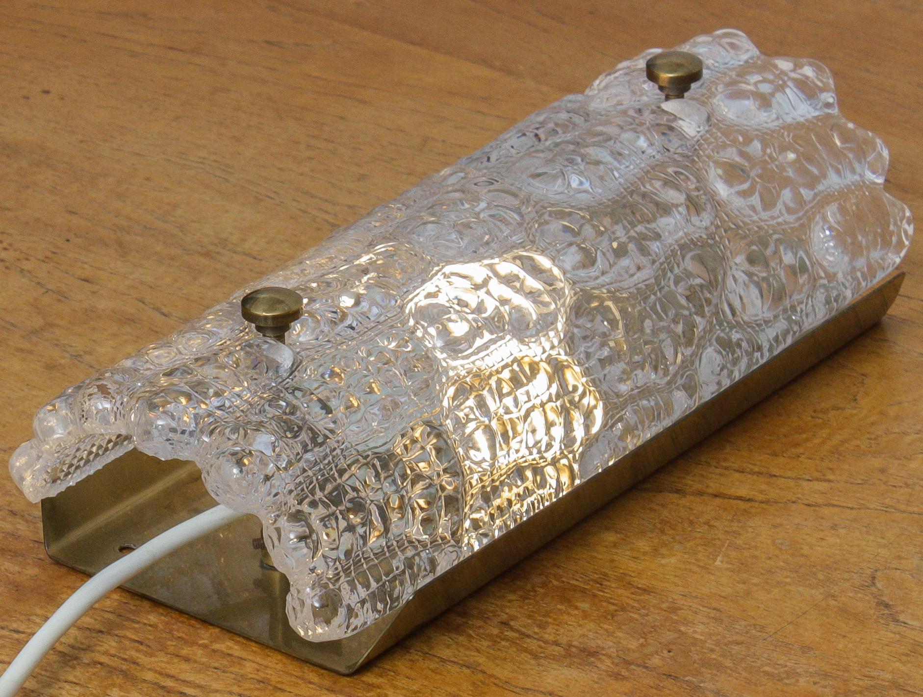 Paire de lampes murales en cristal de Carl Fagerlund pour Orrefors. Suède, années 1960 en vente 3