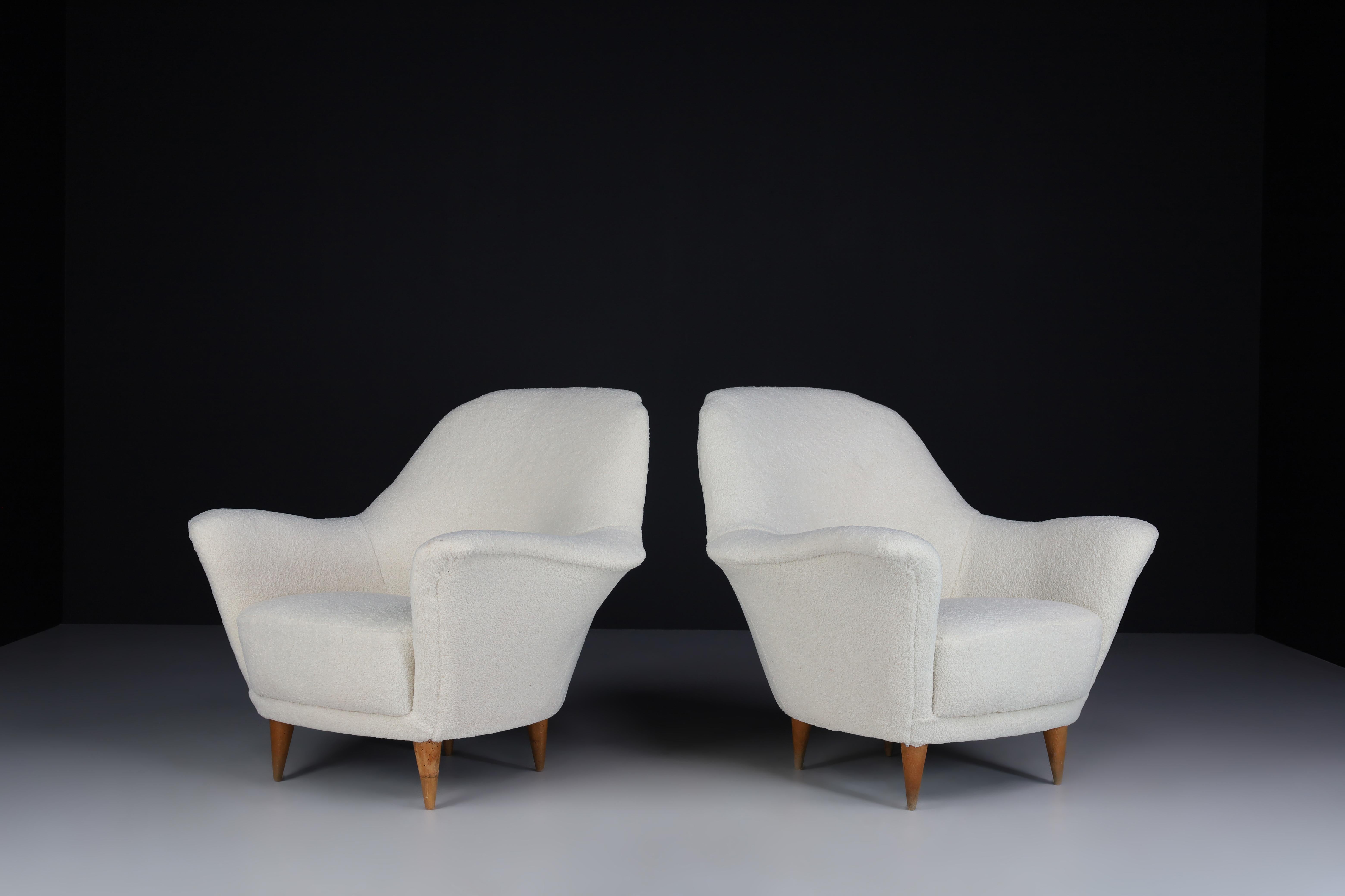 Pair Curved Armchairs by Ico Parisi in Newly Upholstered Teddy Fabric, Italy '50 1