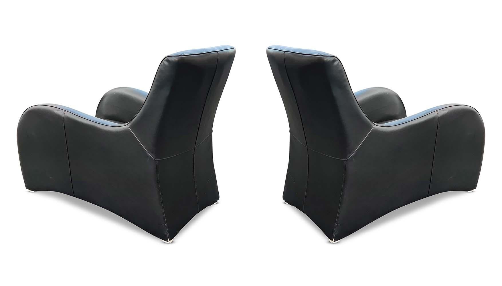 American Pair Curvy Leather Lounge Chairs Style of Gerard Van Den Berg Montis Post-Modern For Sale