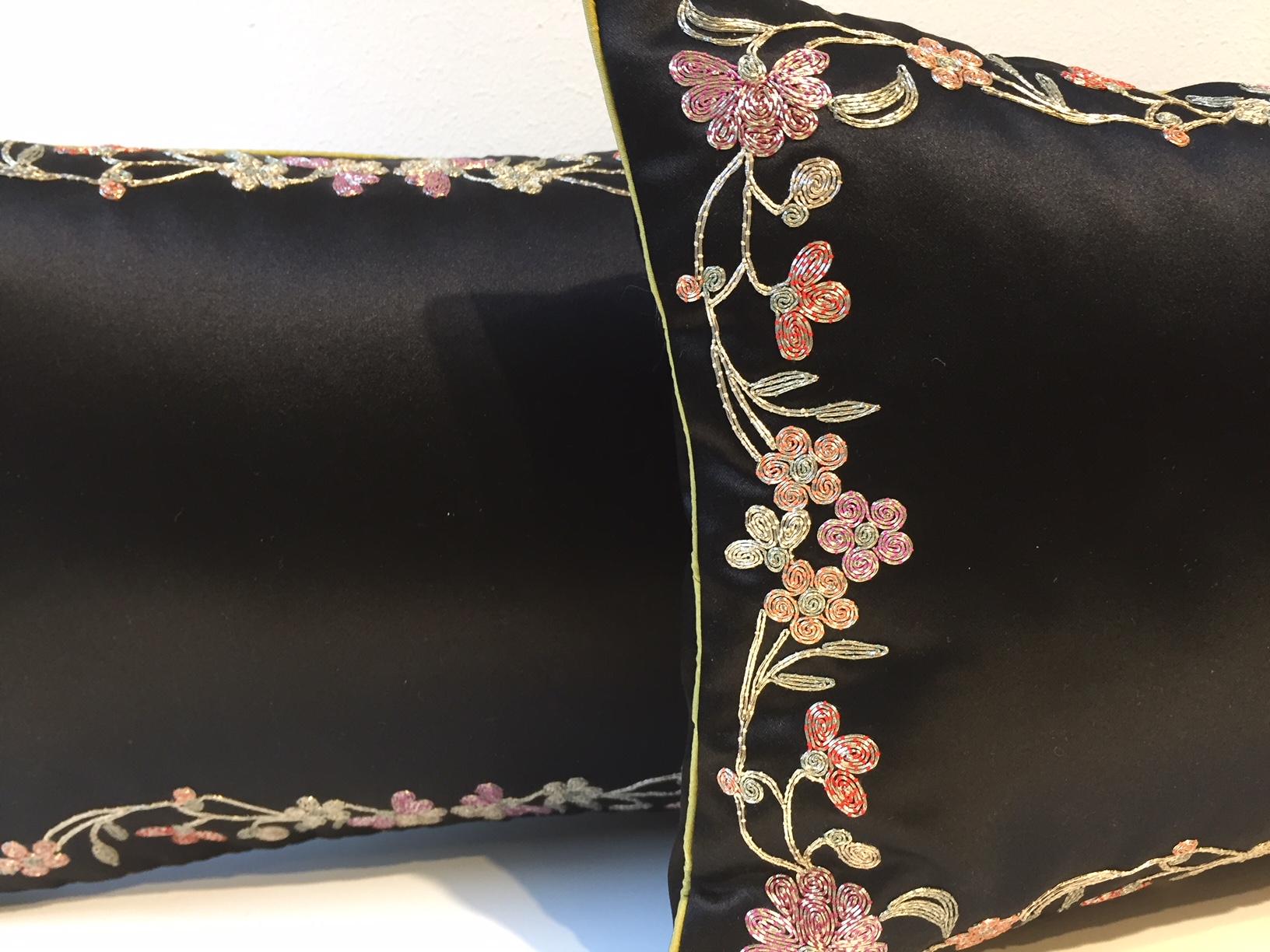 1 pair cushion, hand embroidery with silk and silver thread work, Chinese inspired floral border, piping in silk color ginger, back side plain silk,
Size: 20 x 30cm, concealed zip, cotton lining, feather inner.