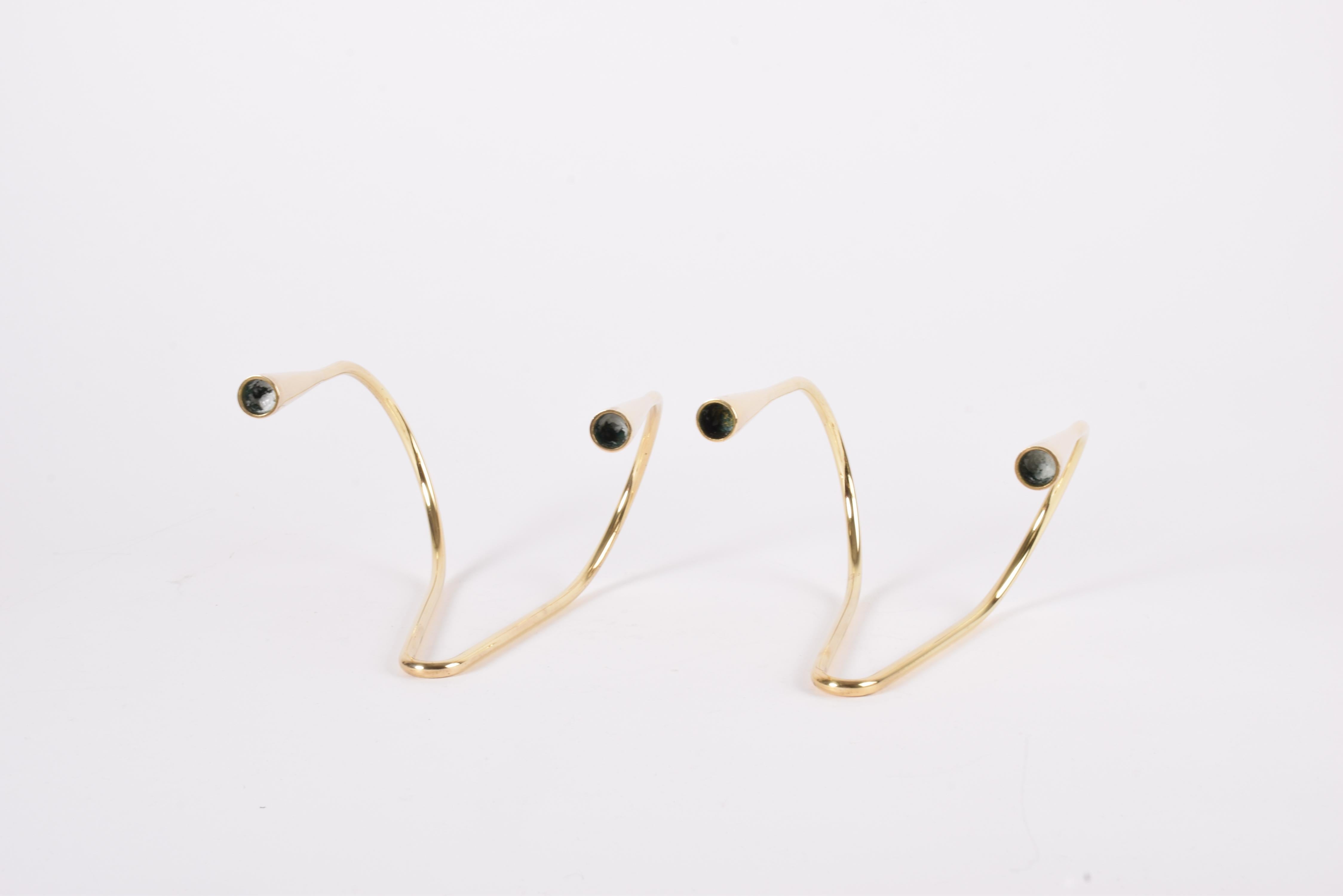 Danois Paire de bougeoirs muraux danois en laiton pour Illums Bolighus Modern Design 1960s en vente