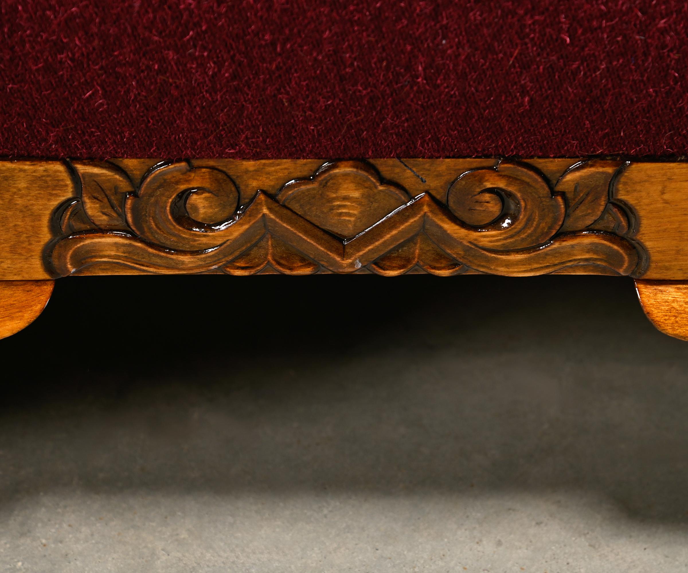 Tissu Paire de fauteuils Art Déco d'ébéniste danois en tissu de laine bordeaux en vente