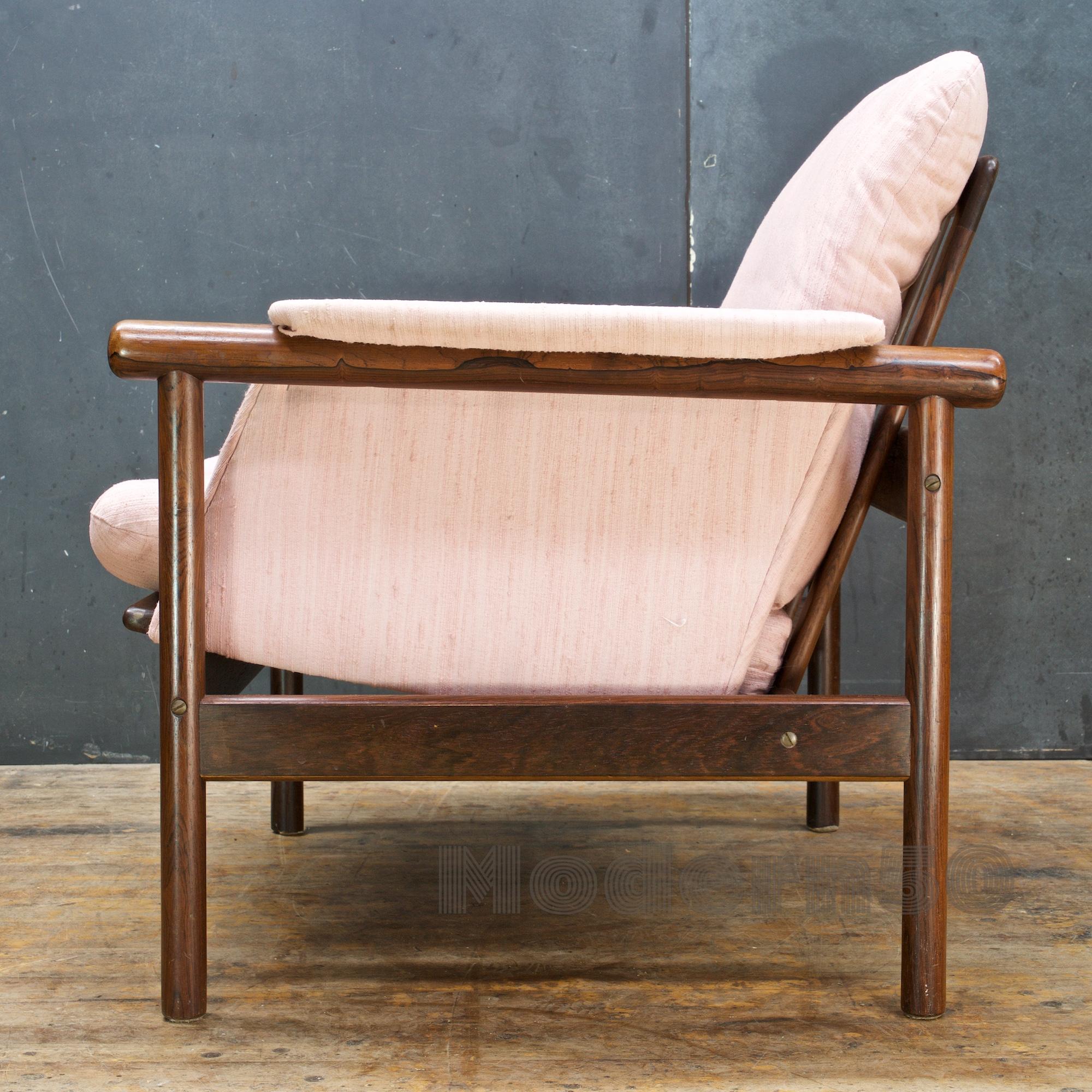 Lacquered Pair of Danish Illum Wikkelsø Brazilian Rosewood Wikki Lounge Chairs Midcentury