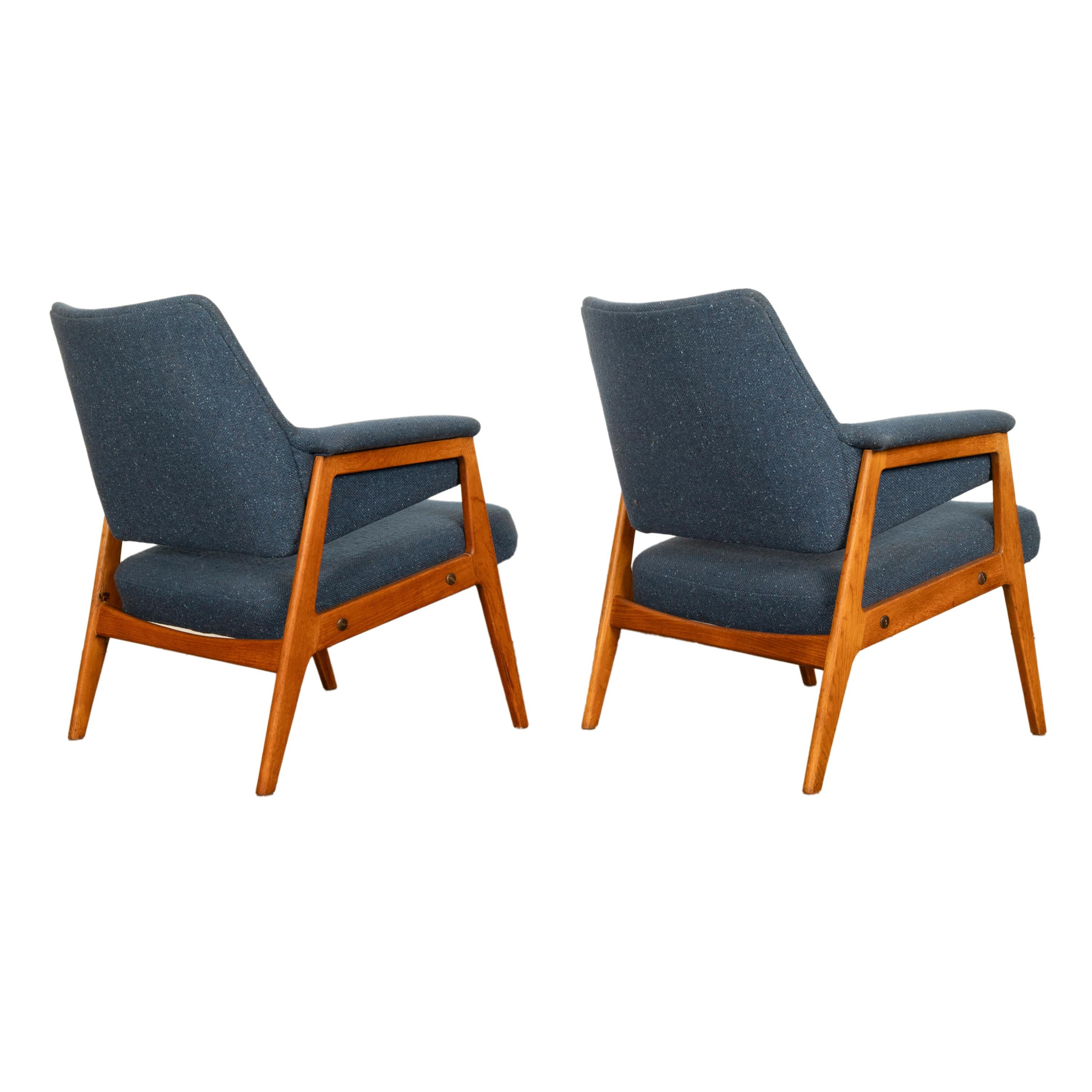 Tissu d'ameublement Paire de chaises à accoudoirs danoises modernes du MId siècle Karl-Erik Ekselius pour JOC Möbler 1960 en vente
