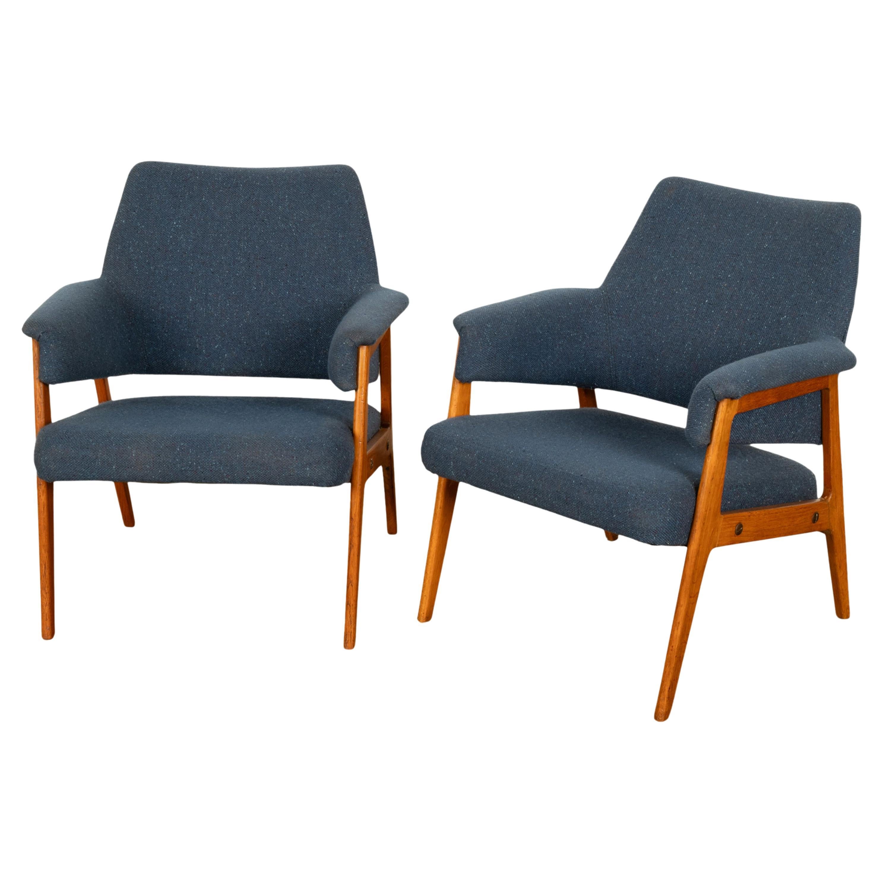 Paire de chaises à accoudoirs danoises modernes du MId siècle Karl-Erik Ekselius pour JOC Möbler 1960