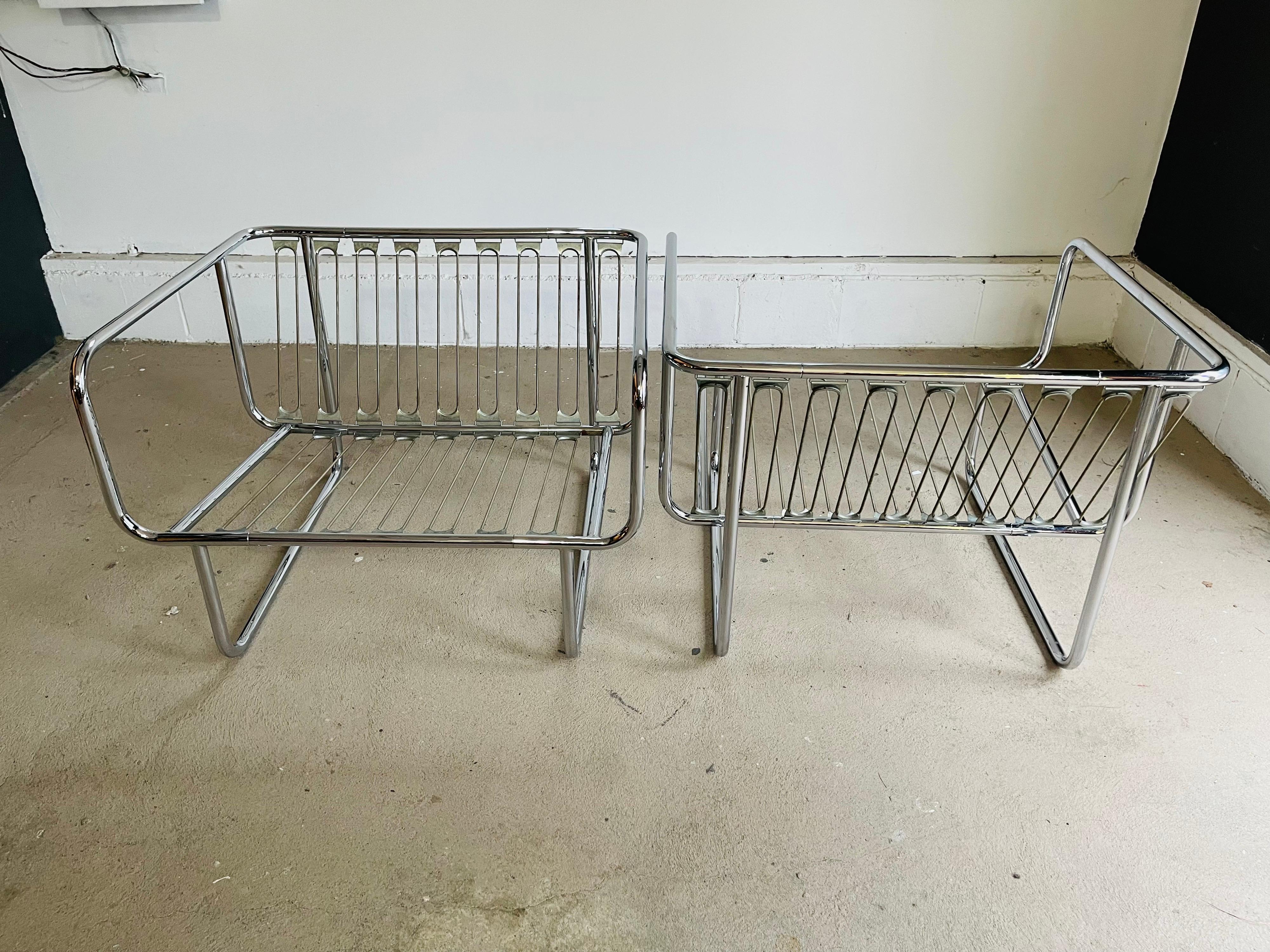 Pair Danish Modern Chrome Lounge Chairs by Hans Eichenberger 7