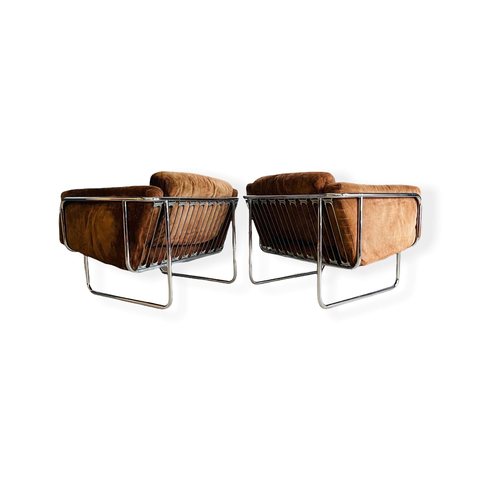 Pair Danish Modern Chrome Lounge Chairs by Hans Eichenberger In Good Condition In Brooklyn, NY
