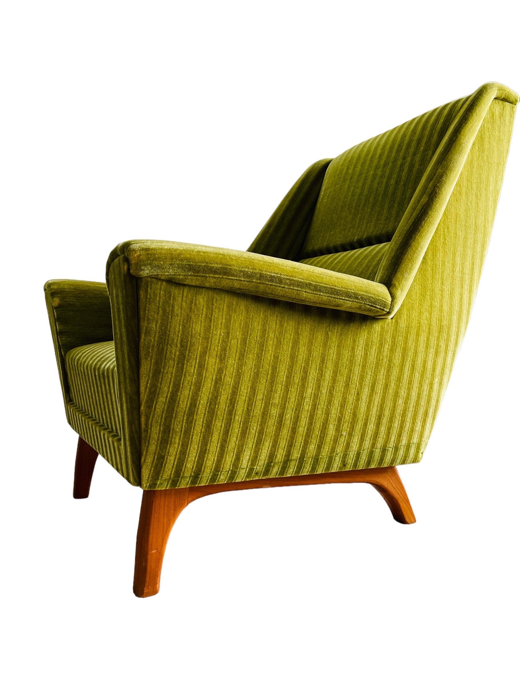 Pair Danish Modern Lounge Chairs  For Sale 8