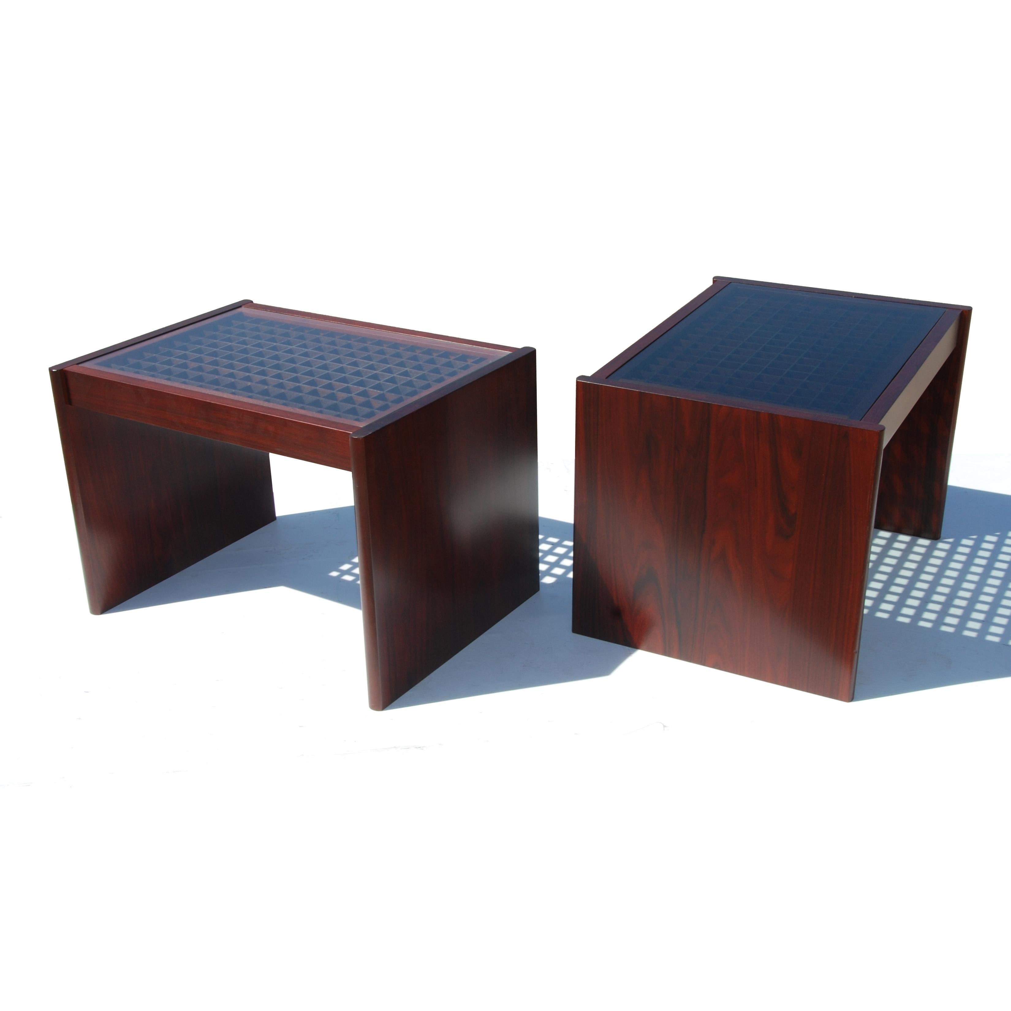 European Pair of Danish Modern Rosewood End Tables by Komfort For Sale
