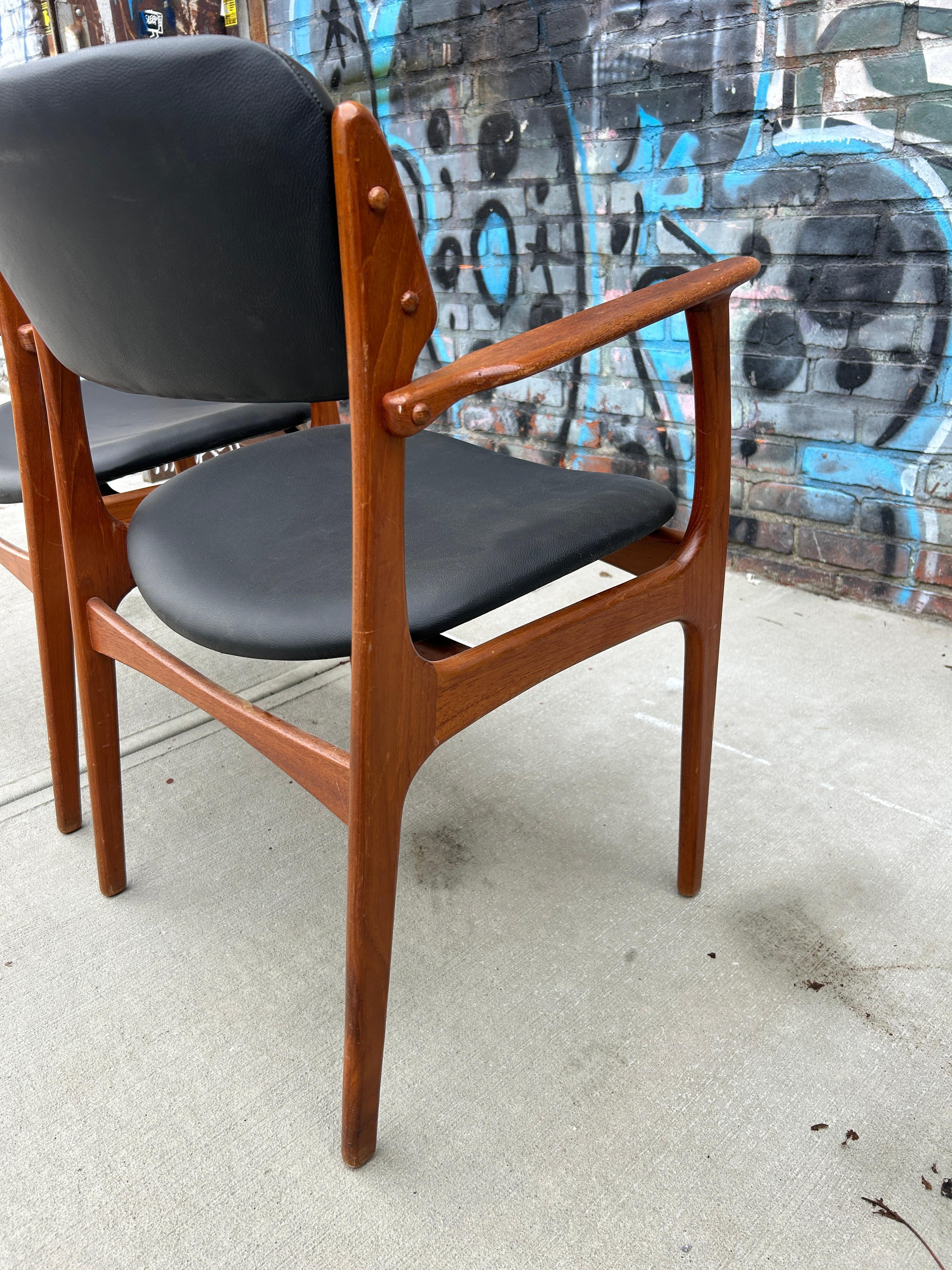 Pair danish modern Teak model 49 leather dining arm chairs by Erik Buch For Sale 2
