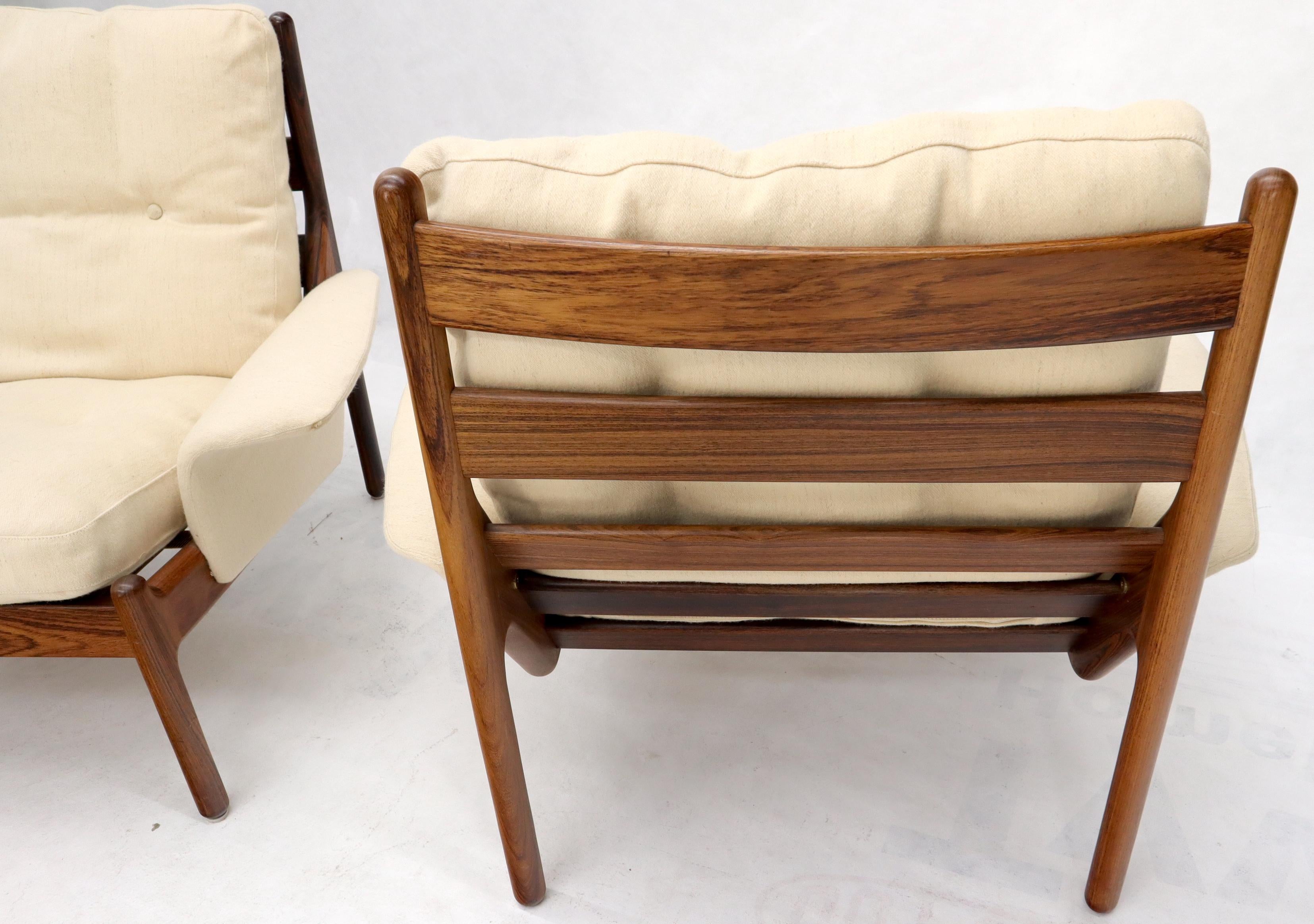 Pair of Danish Modern Virgin Wool Upholstery Rosewood Frames Longe Chairs  For Sale 1