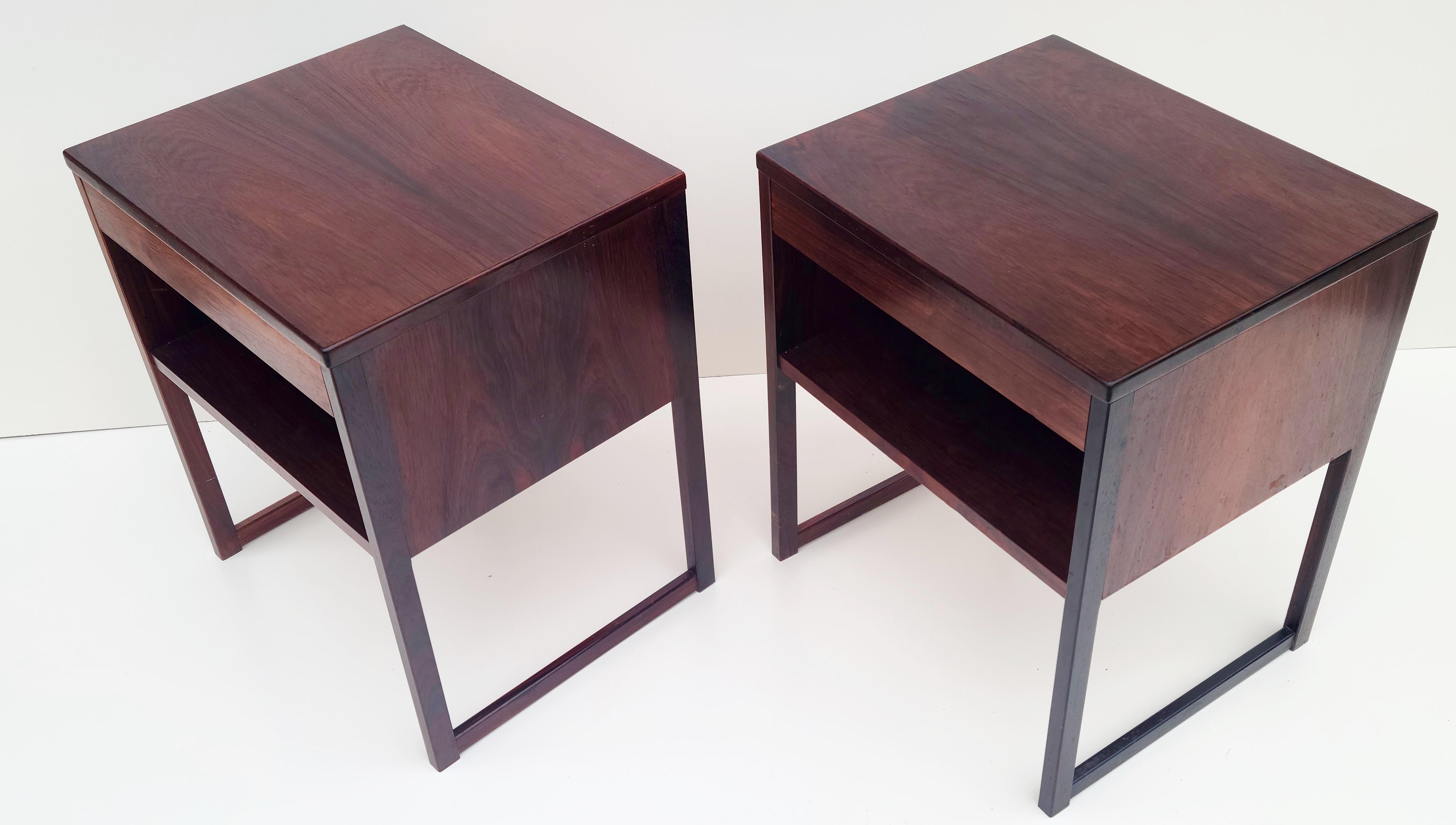 Pair Danish Rosewood Night Stands by Svend Langkilde Mobler Denmark In Good Condition For Sale In Fraser, MI