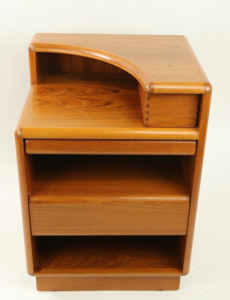 Pair Danish Teak Nightstands by Brouer Mobelfabrik In Good Condition In New York, NY