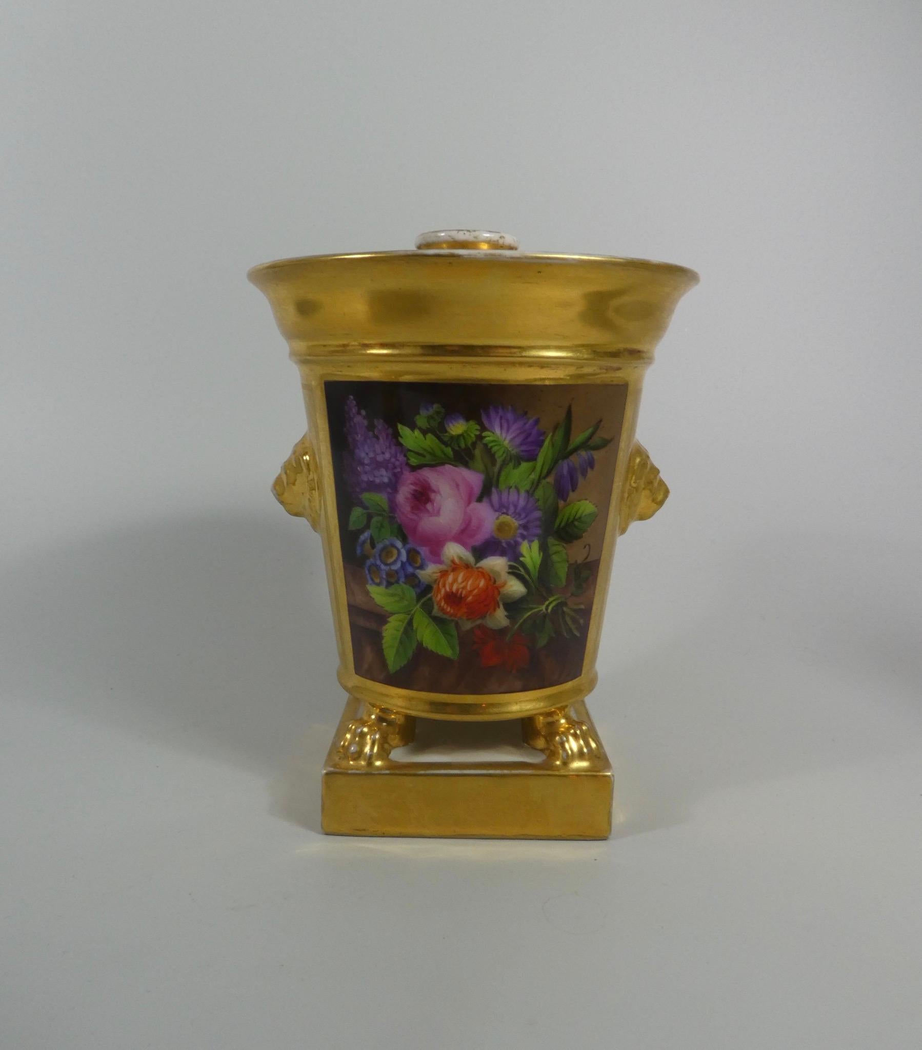 Pair of Darte Freres of Paris Porcelain Pot Pourri, circa 1820 4