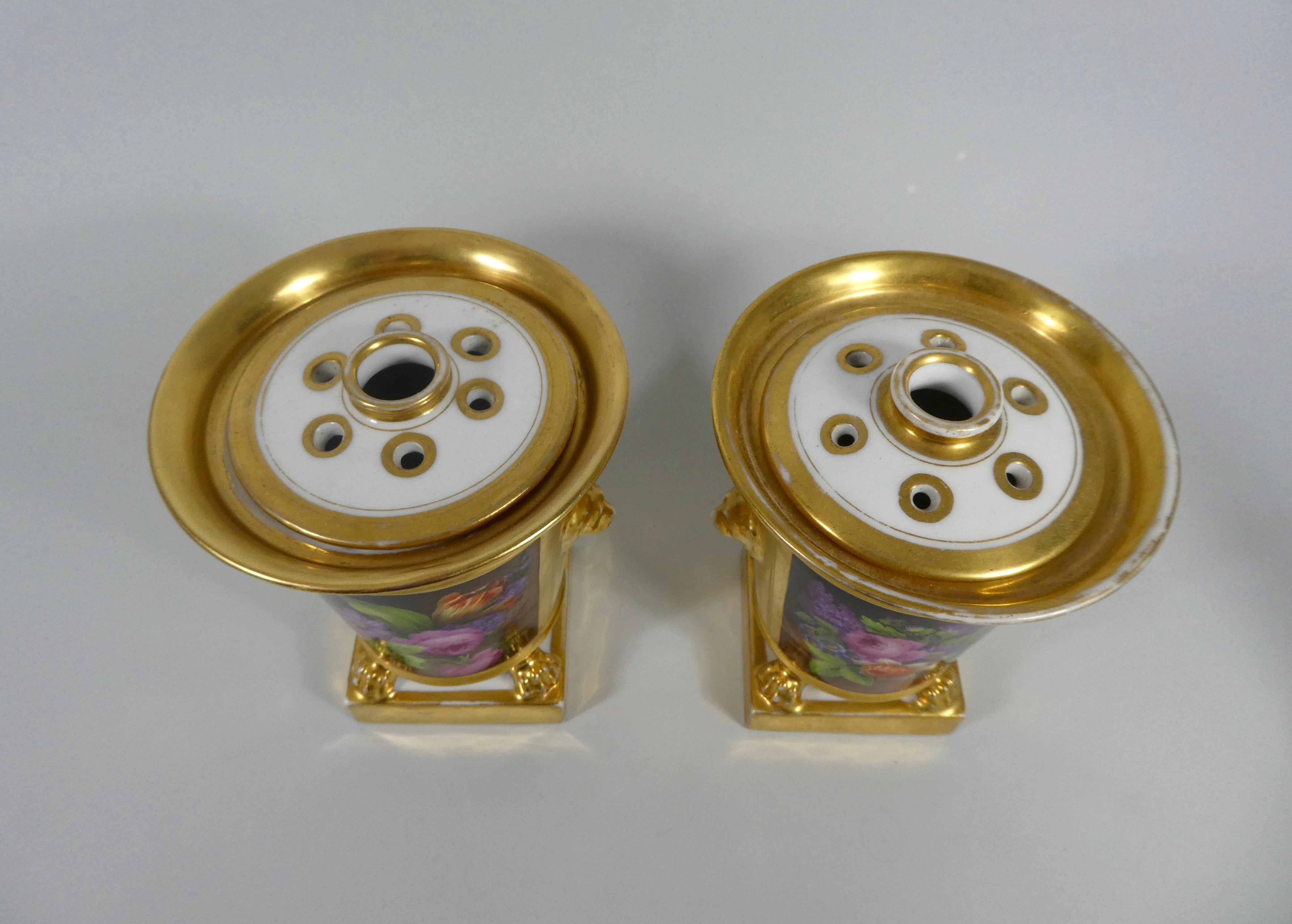 Pair of Darte Freres of Paris Porcelain Pot Pourri, circa 1820 1