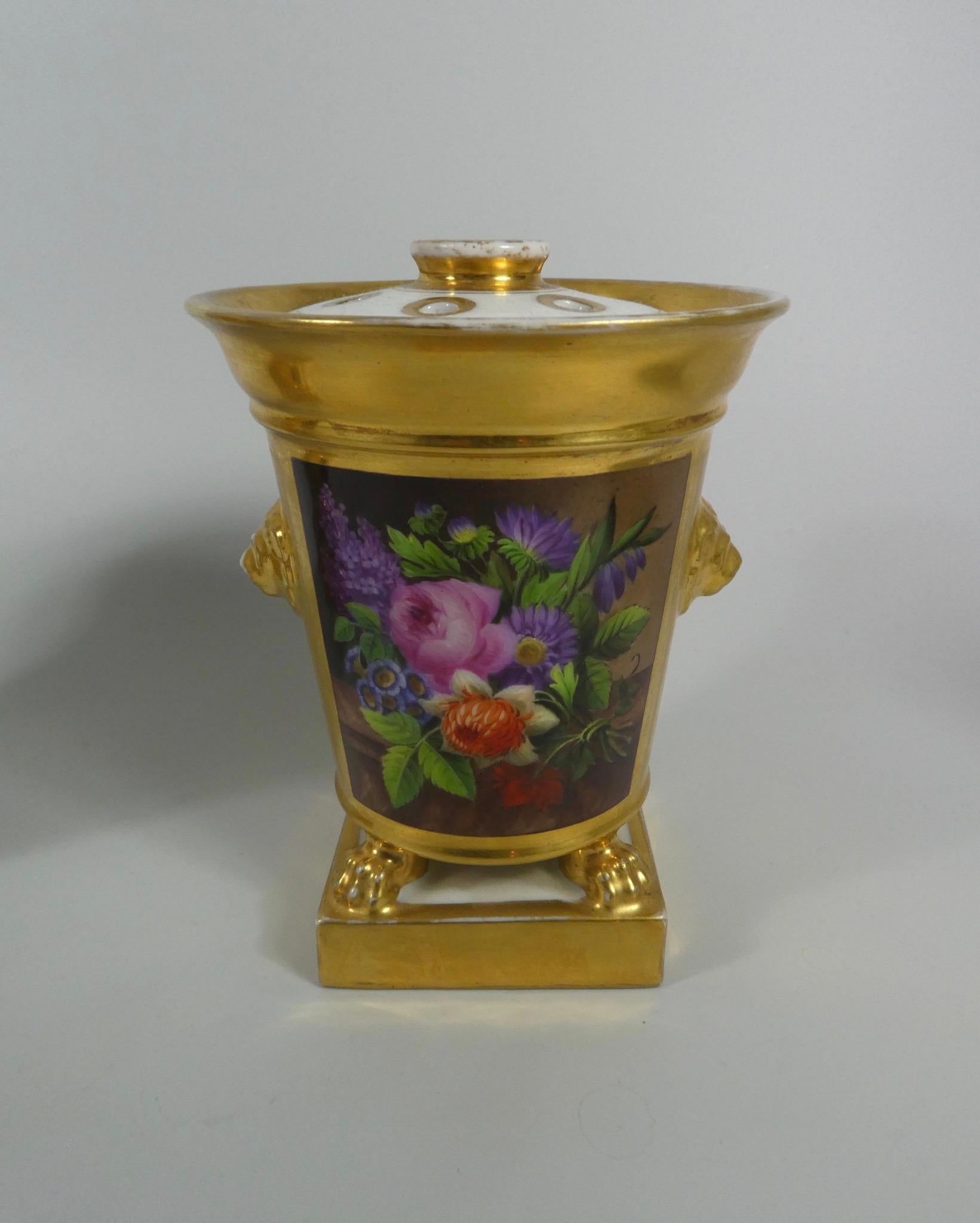 Pair of Darte Freres of Paris Porcelain Pot Pourri, circa 1820 2