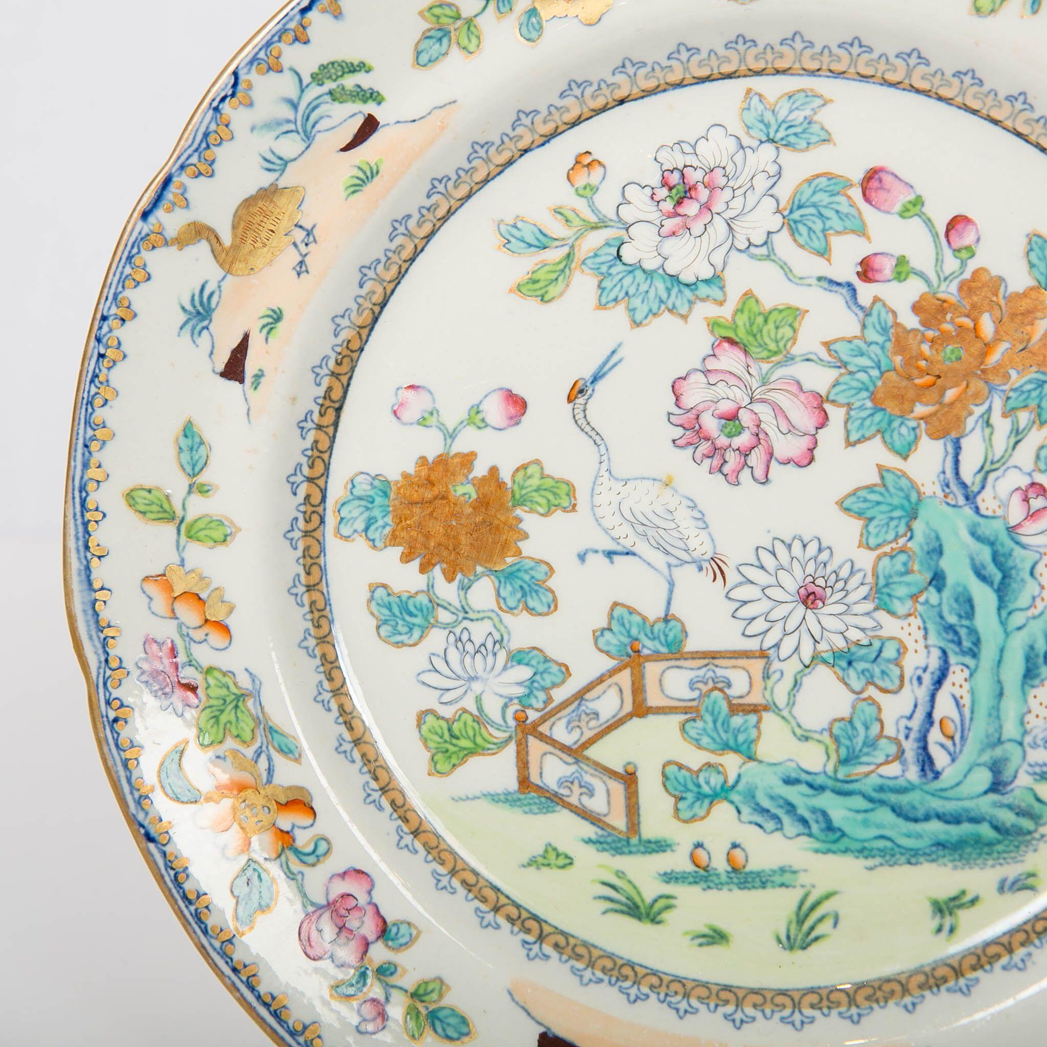 19th Century Pair of Davenport Plates with a Chinoiserie Design Turquoise and Pink