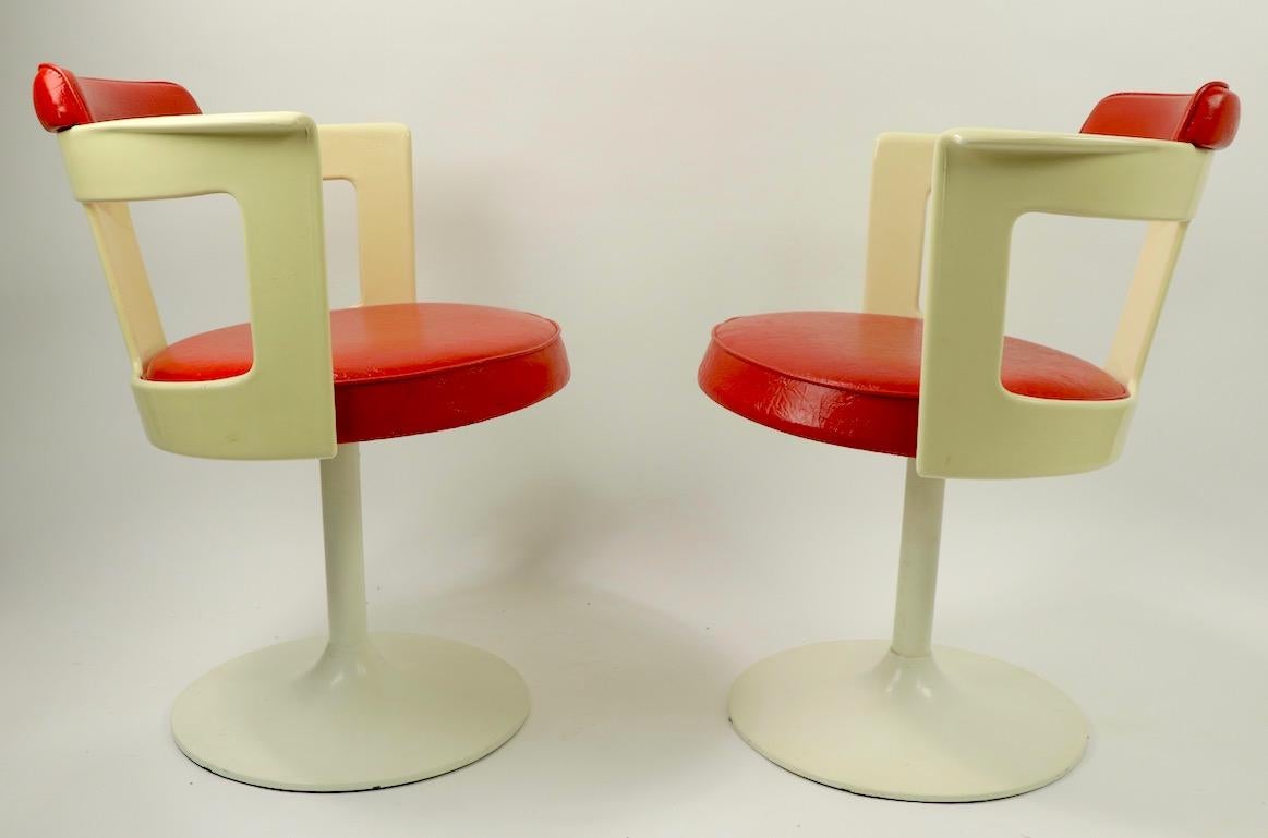 Pair of Daystrom Swivel Tulip Chairs 5