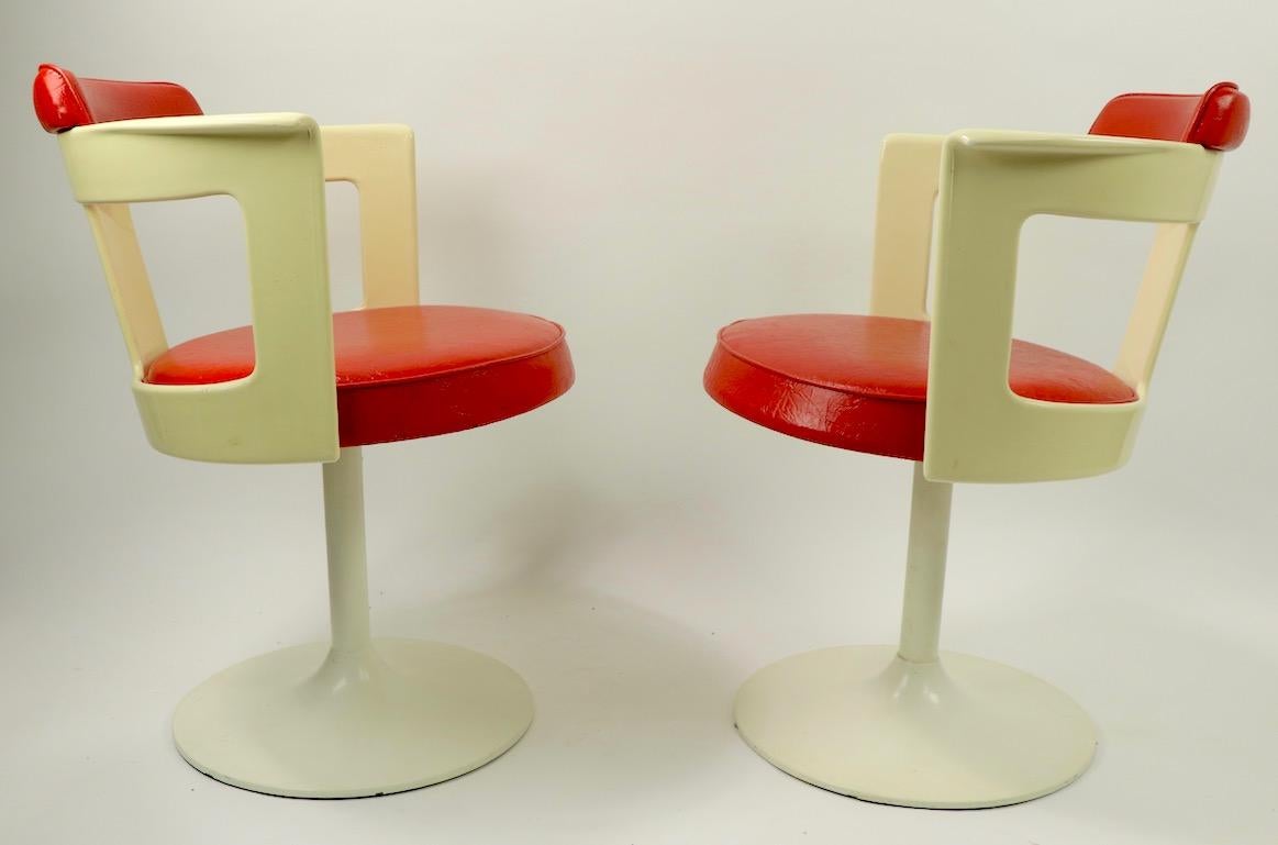 Pair of Daystrom Swivel Tulip Chairs 4