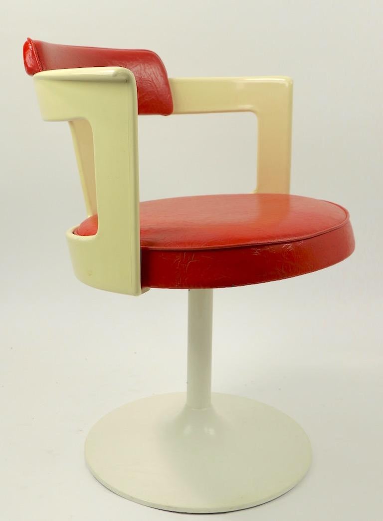 Pair of Daystrom Swivel Tulip Chairs at 1stDibs