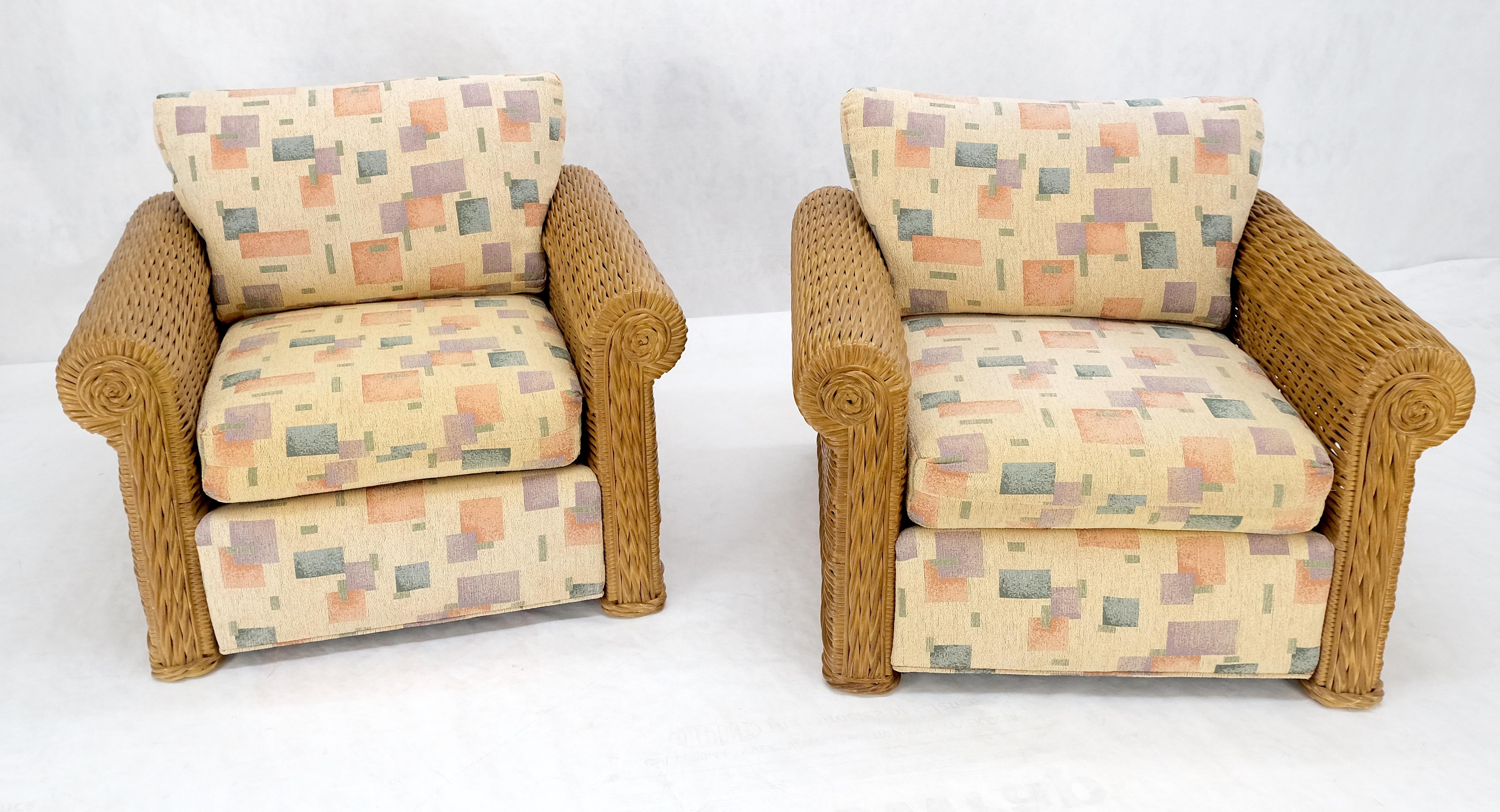 Paar dekorative c1970s Oversize Rttan Bamboo Wicker Club Lounge Stühle Mint! (Rattan) im Angebot
