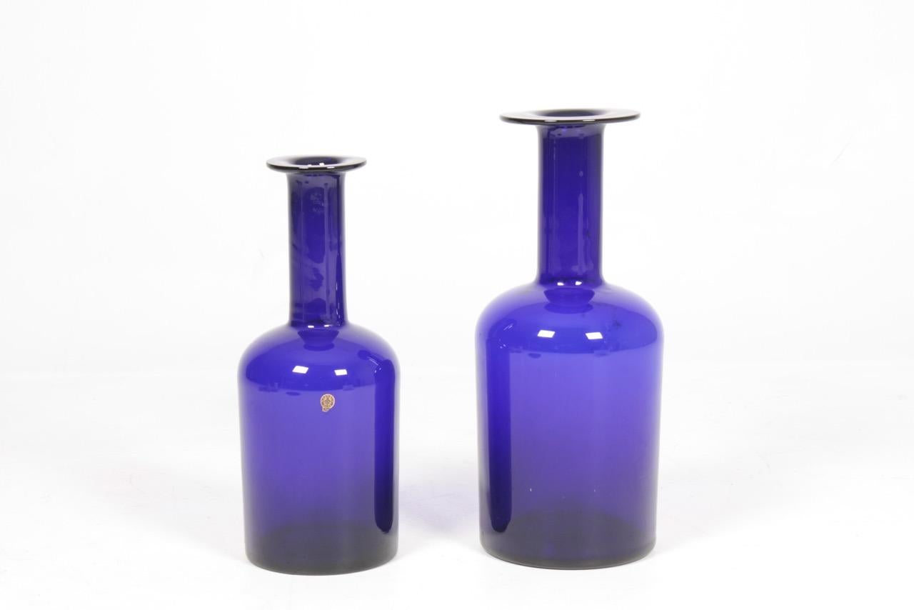 Dekorative Vasen aus blauem Glas aus der Mitte des Jahrhunderts von Otto Bauer, 1960er Jahre, Paar im Zustand „Gut“ im Angebot in Lejre, DK