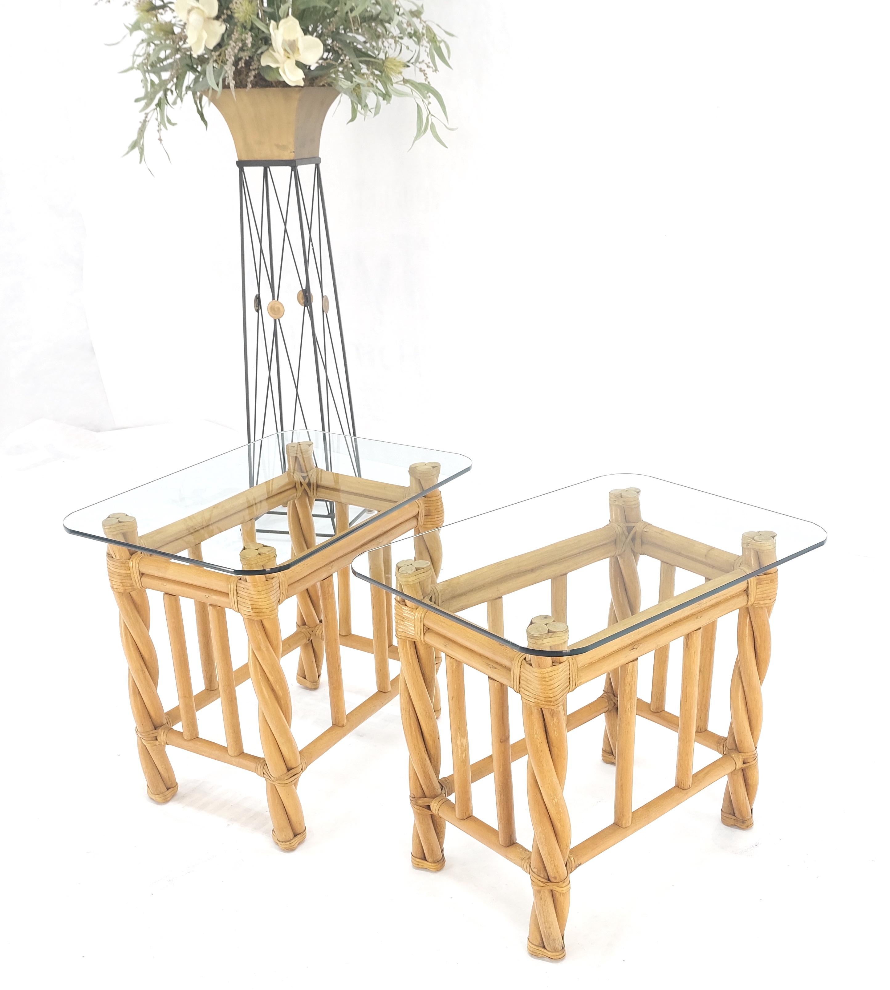 Pair Decorative Twisted Rattan Rectangle End Side Tables Stand Rounded Glass Top In Excellent Condition For Sale In Rockaway, NJ