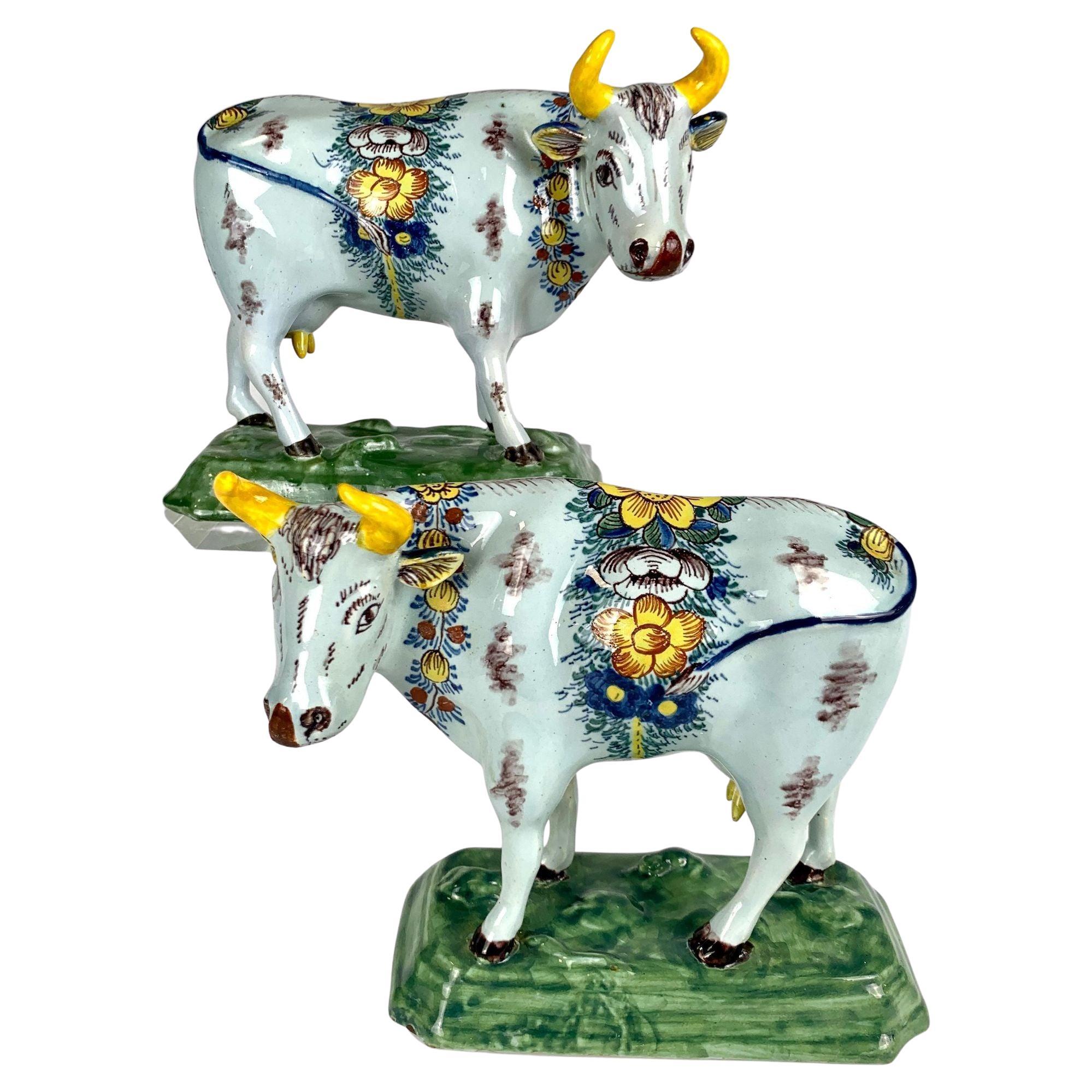 Pair Delft Cows 18th Century Made De Porceleyne Lampetkan Netherlands Circa 1785 For Sale