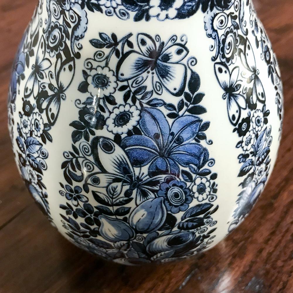 Pair of Delft Vases, 19th Century Blue and White 3