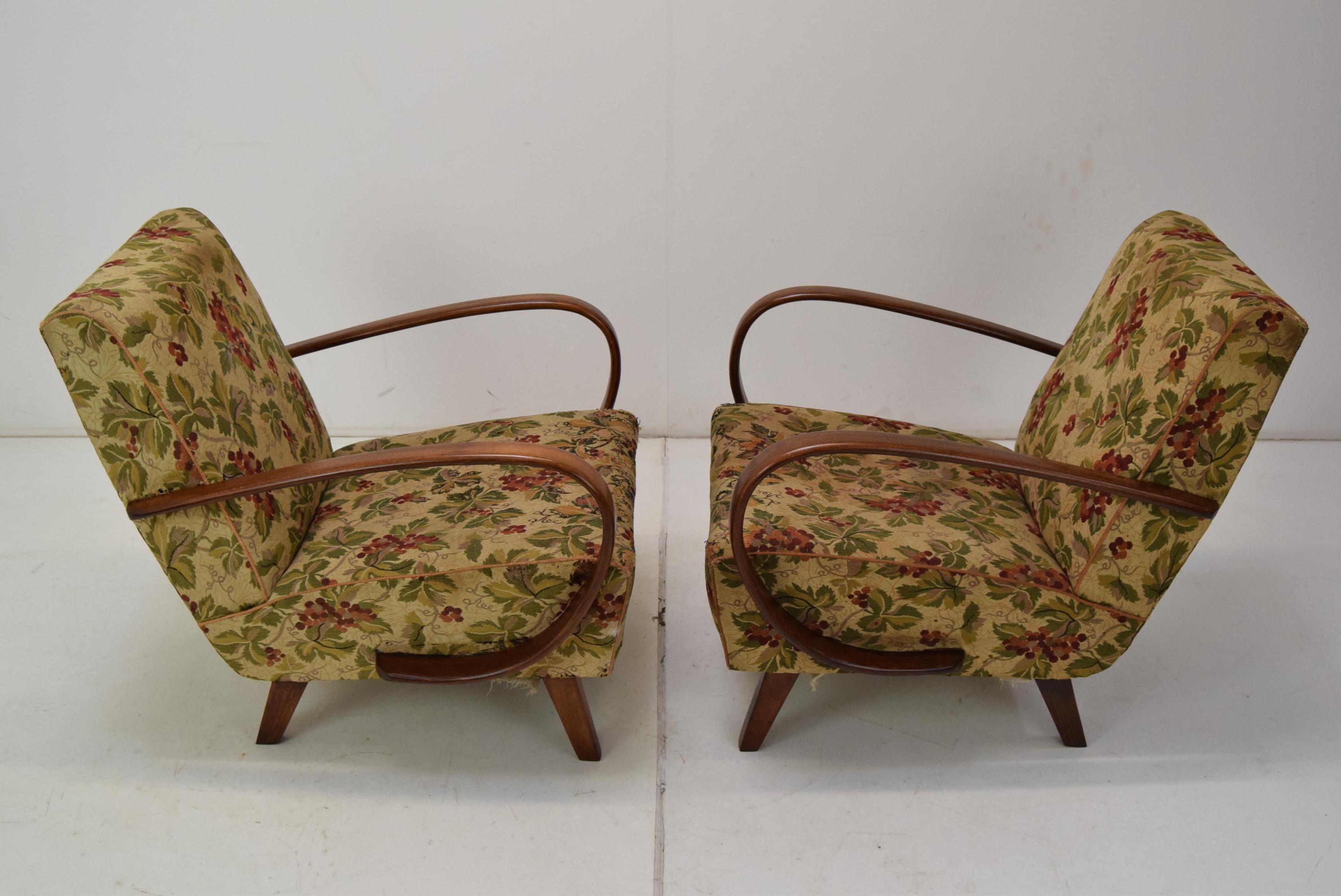 Pair Design Armchairs by Jindrich Halabala, type H-410, 1950's.  For Sale 3