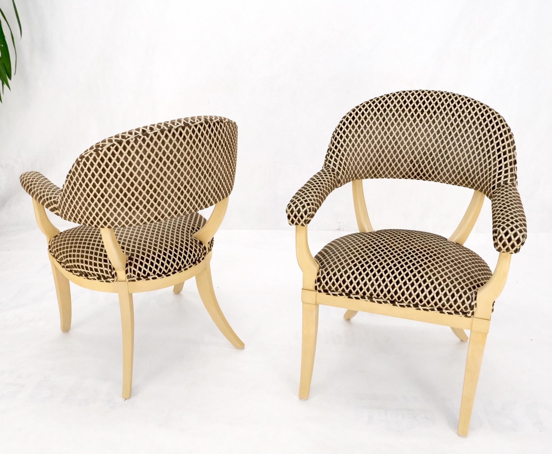 Paire de fauteuils de cheminée MINT! en velours à motif de losange et dossier en forme de tonneau en vente 2