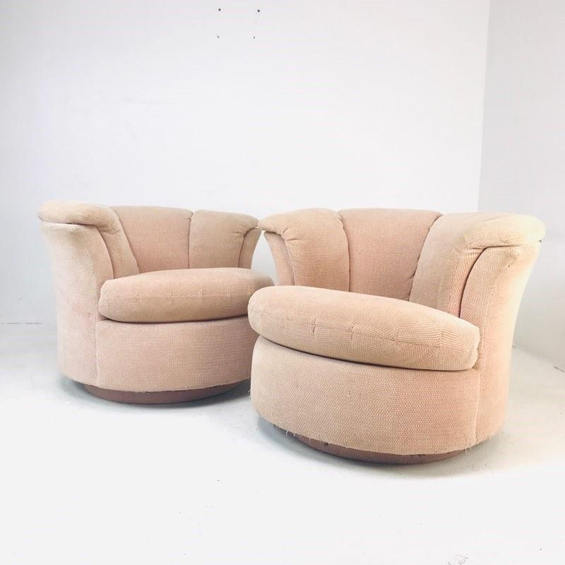 Mid-Century Modern Pair of Directional Lotus Style Swivel Chairs